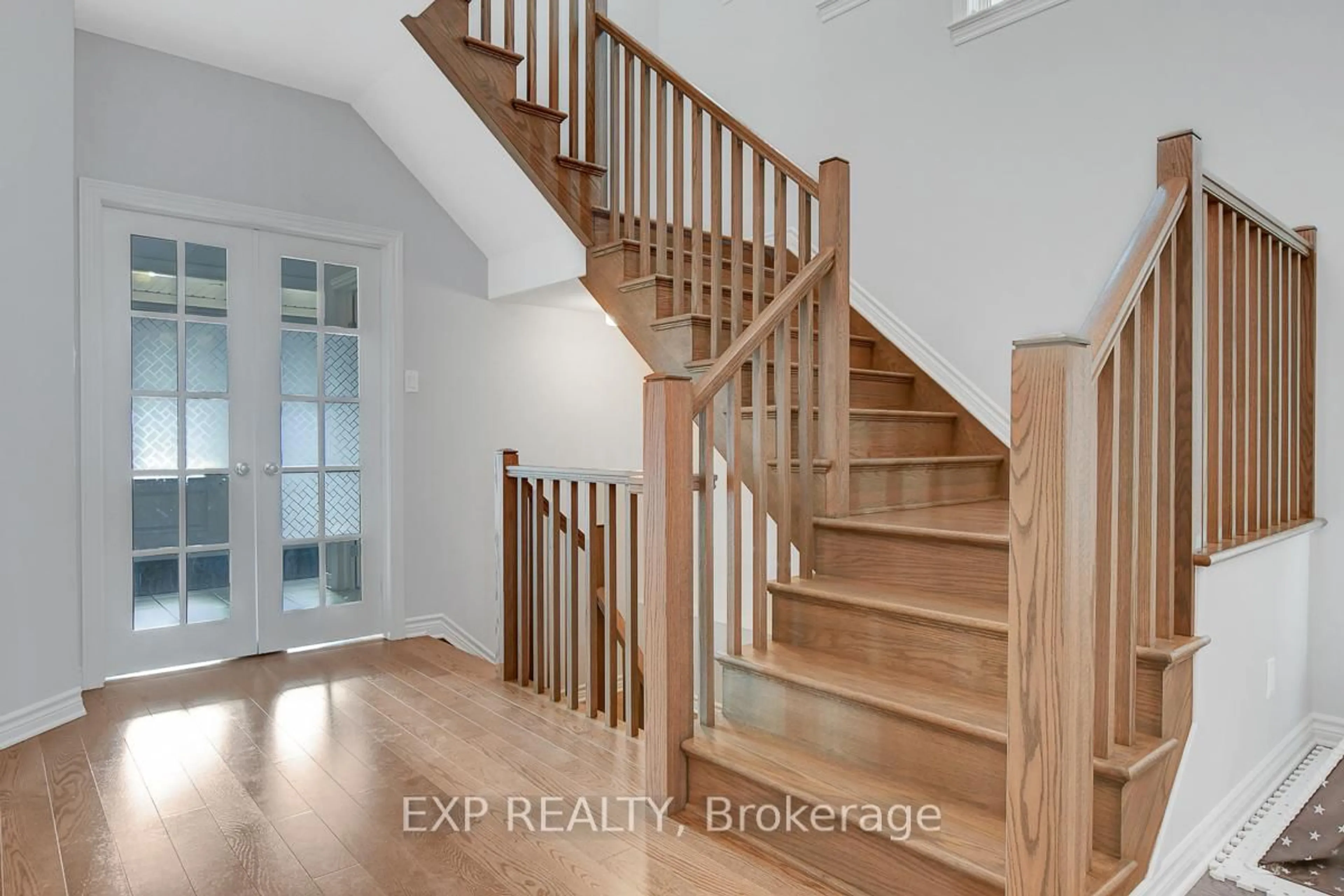 Unknown for 20 Angel Hts, Stittsville Ontario K2S 2N3