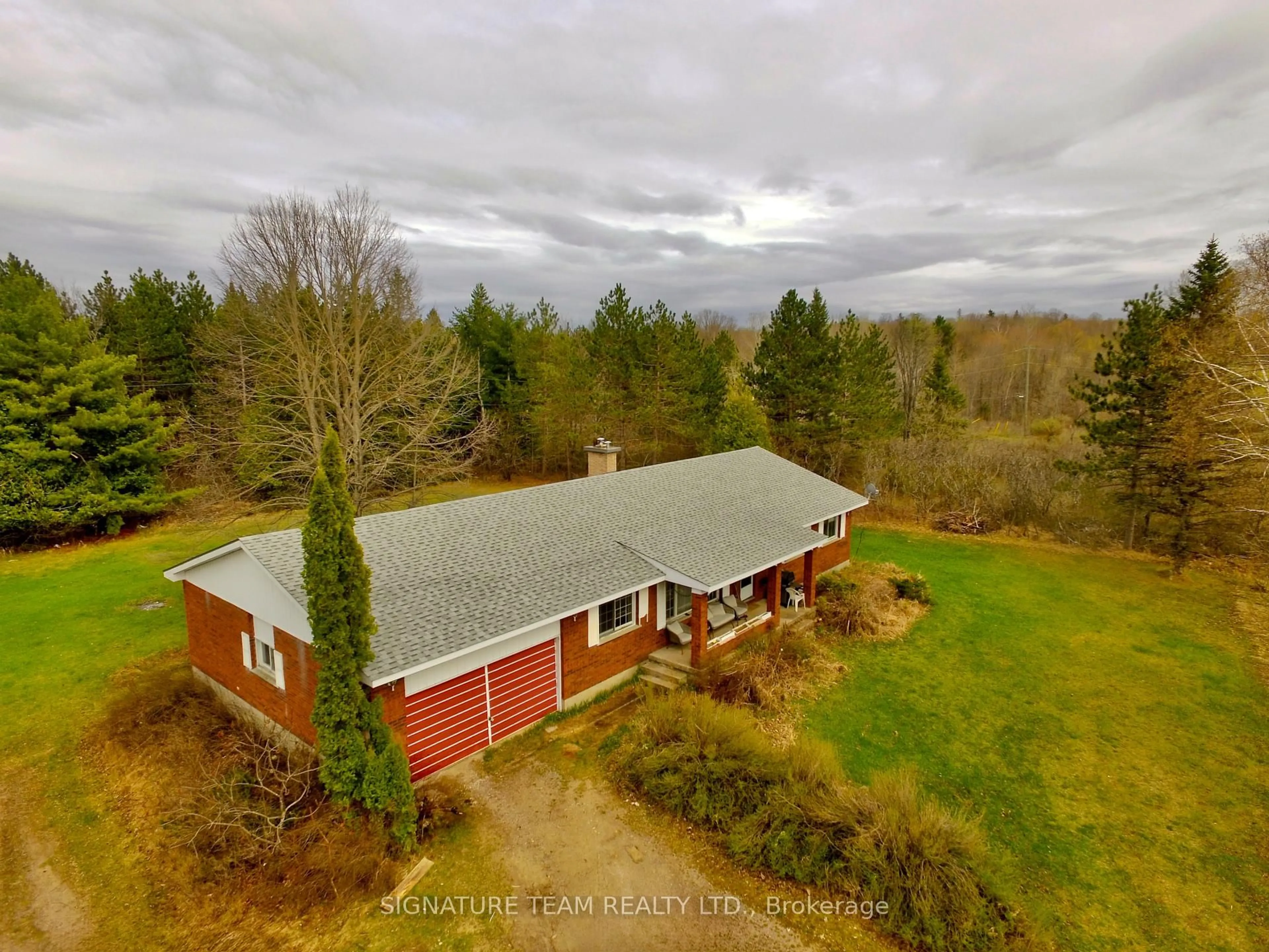 A pic from outside/outdoor area/front of a property/back of a property/a pic from drone, water/lake/river/ocean view for 1528 Mcgrath Rd, Eganville Ontario K0J 1T0