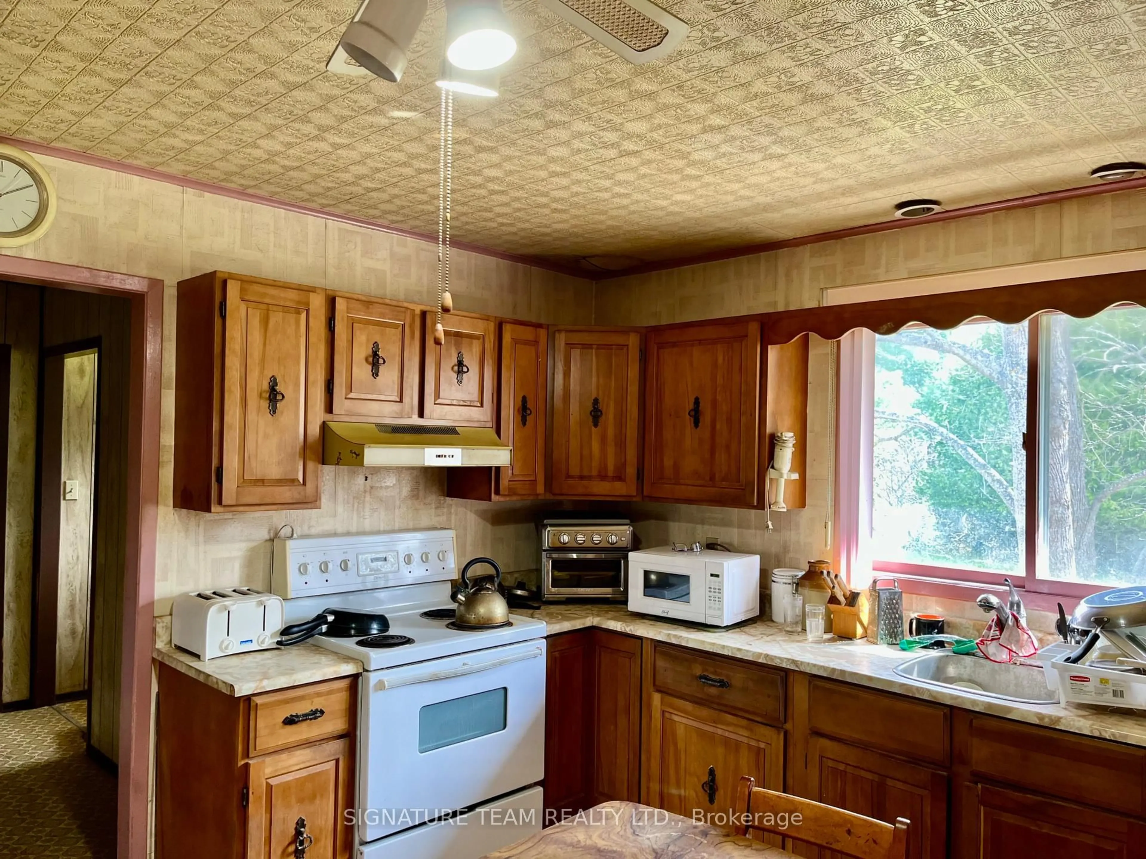 Standard kitchen, unknown for 1528 Mcgrath Rd, Eganville Ontario K0J 1T0