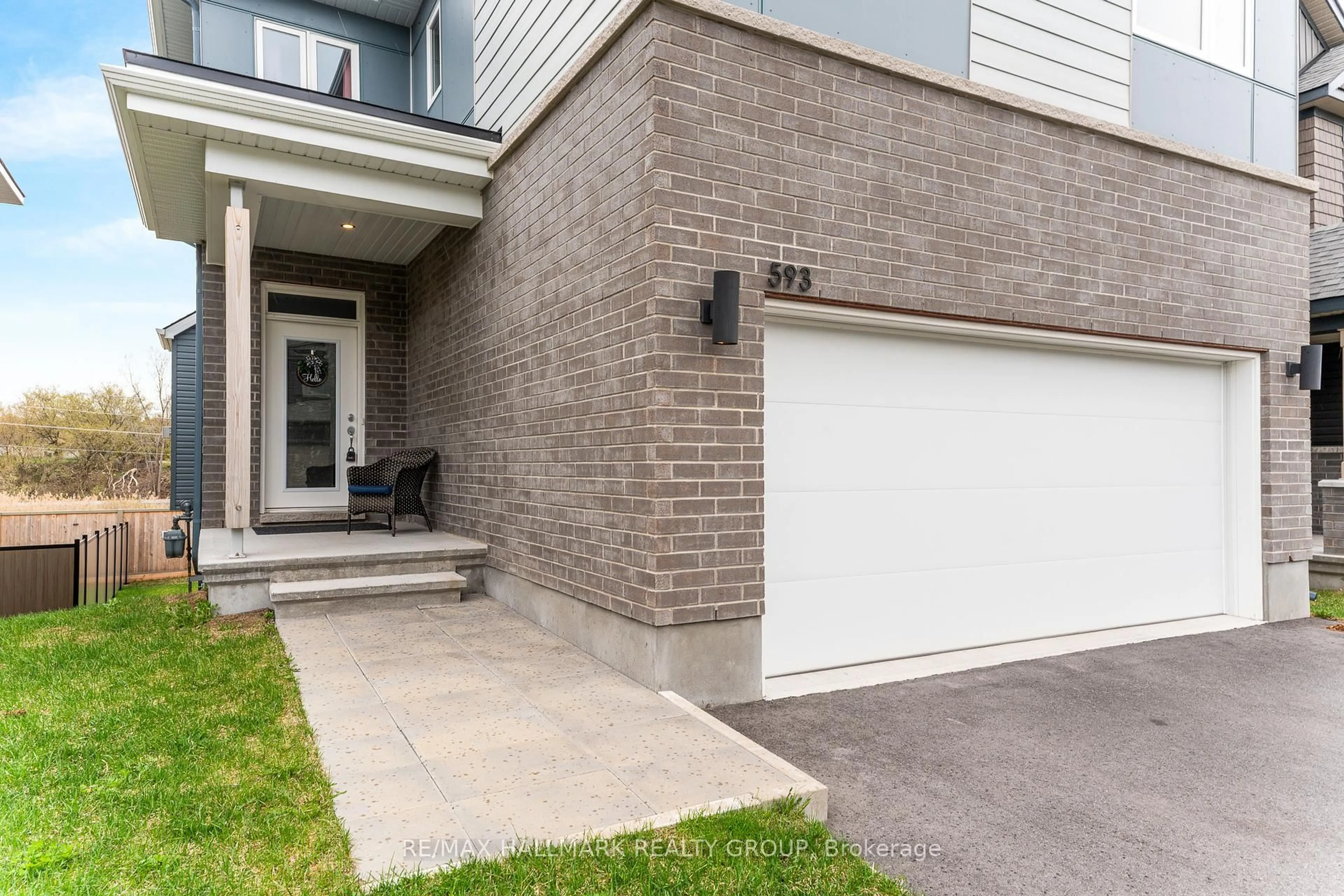 Unknown for 593 Enclave Lane, Clarence-Rockland Ontario K4K 0M8
