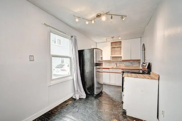 Additional property image - 135 Glen Rd