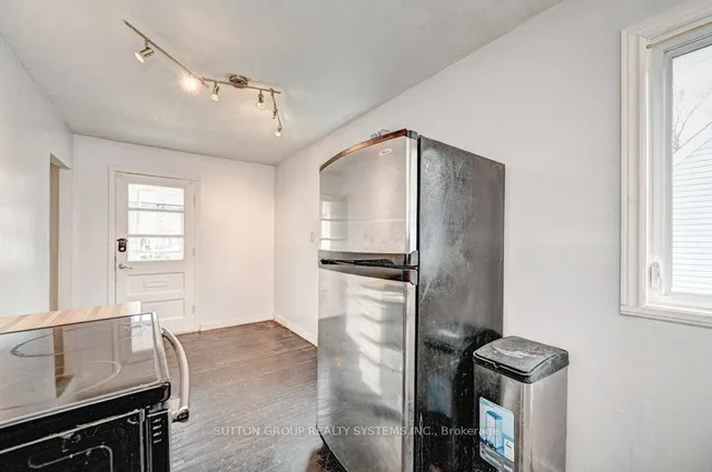 Additional property image - 135 Glen Rd