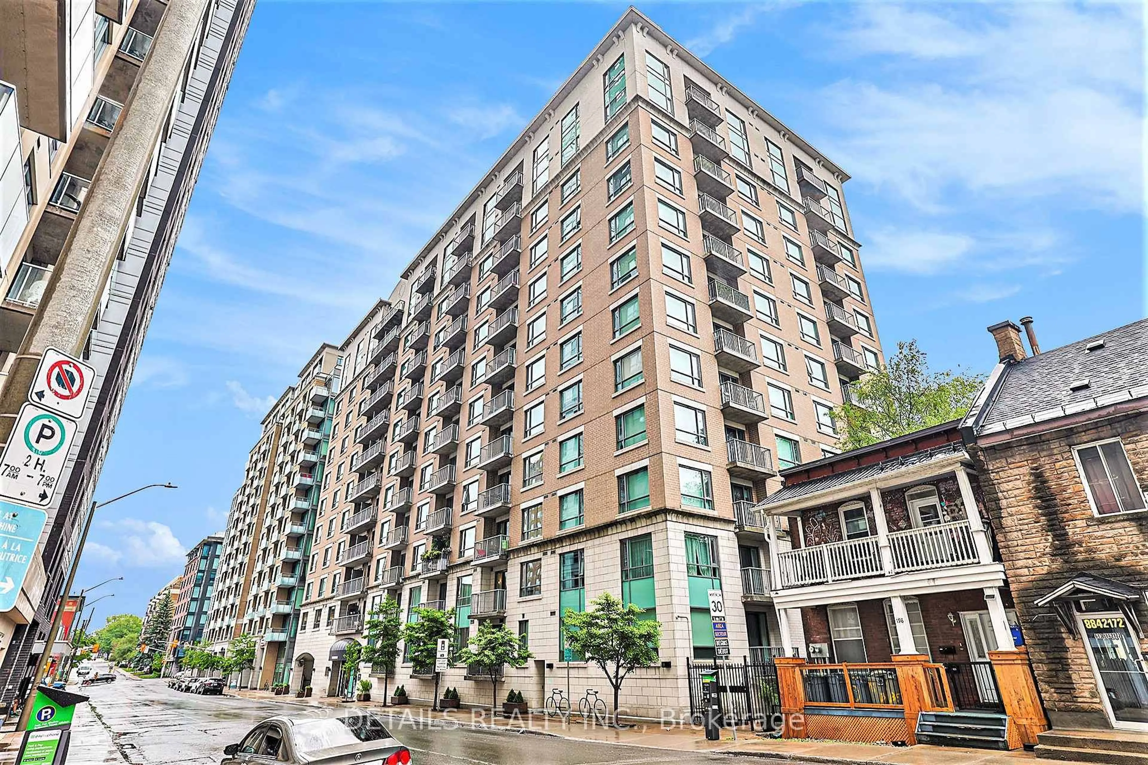 Patio, unknown for 200 Besserer St #Unit #204, Ottawa Ontario K1N 0A7