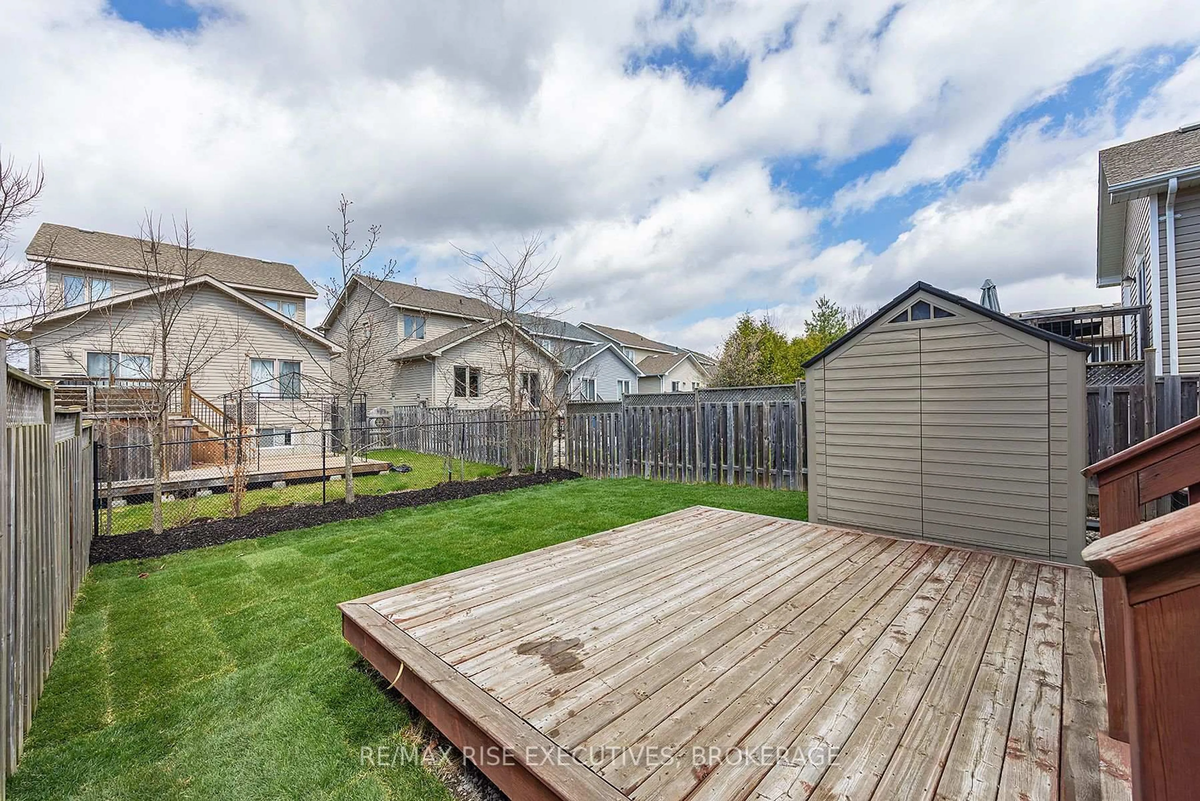 Unknown for 1521 Crimson Cres, Kingston Ontario K7P 0H4