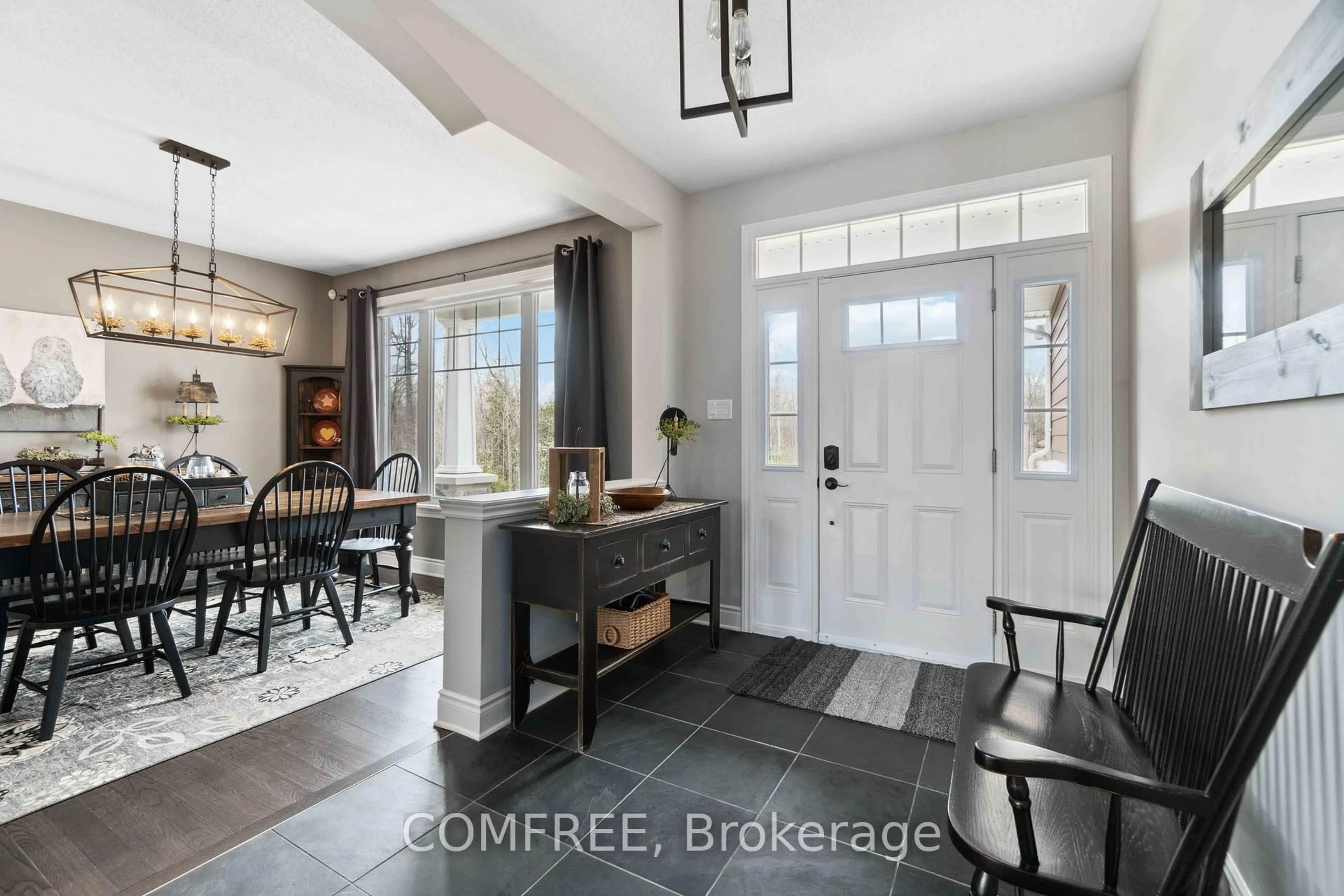 Indoor entryway for 202 Denise Cres, Carleton Place Ontario K7C 0C4