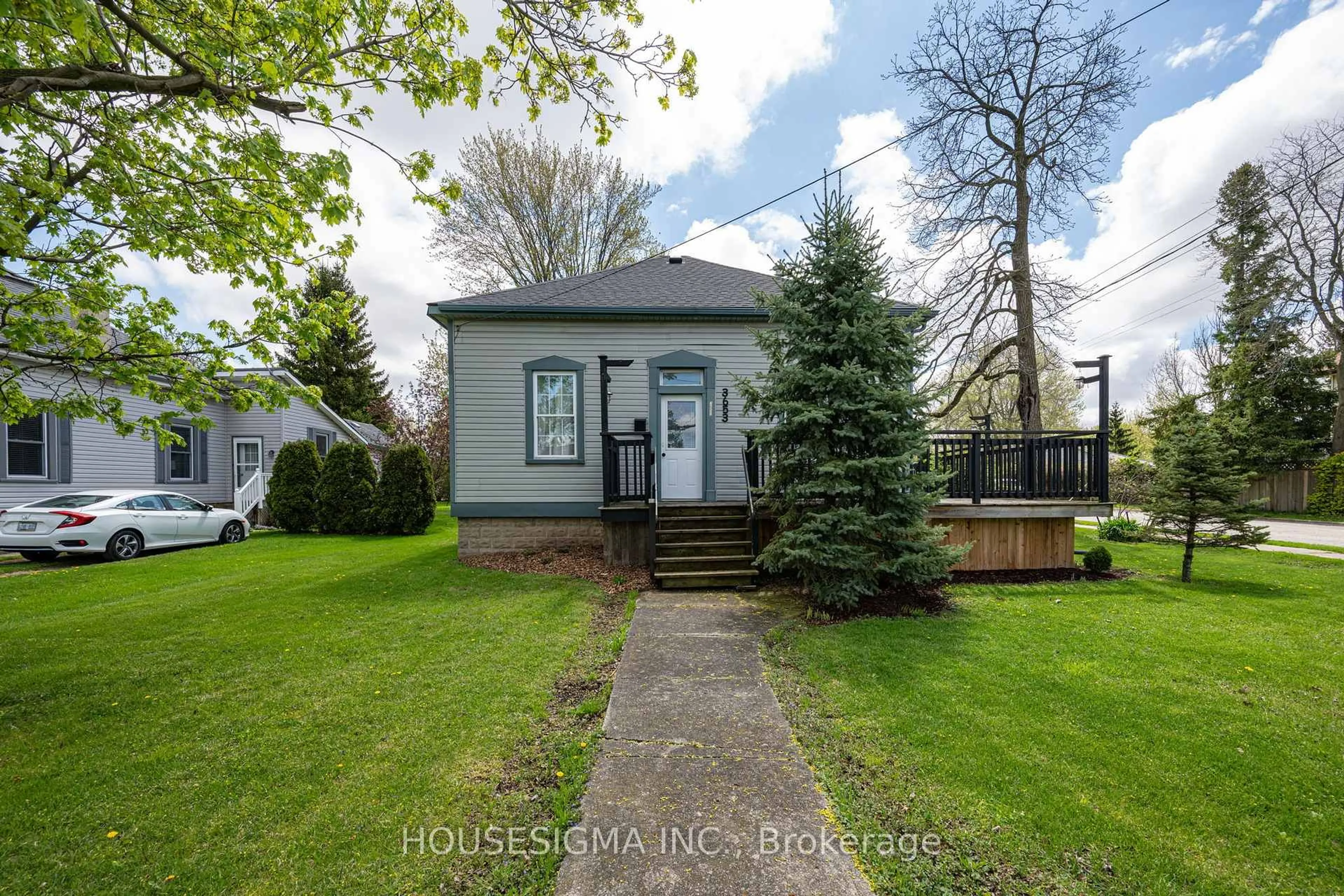 A pic from outside/outdoor area/front of a property/back of a property/a pic from drone, street for 3653 Concession Dr, Southwest Middlesex Ontario N0L 1M0