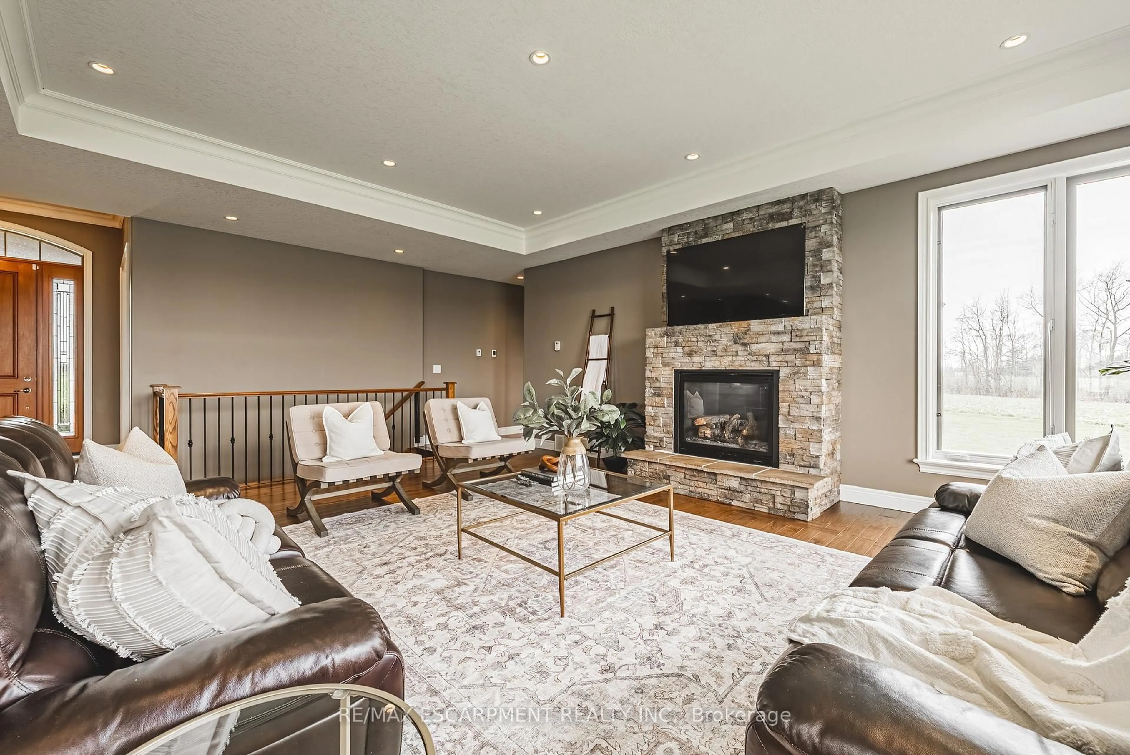 Living room with furniture, unknown for 15 Reeds Rd, Haldimand Ontario N0A 1E0