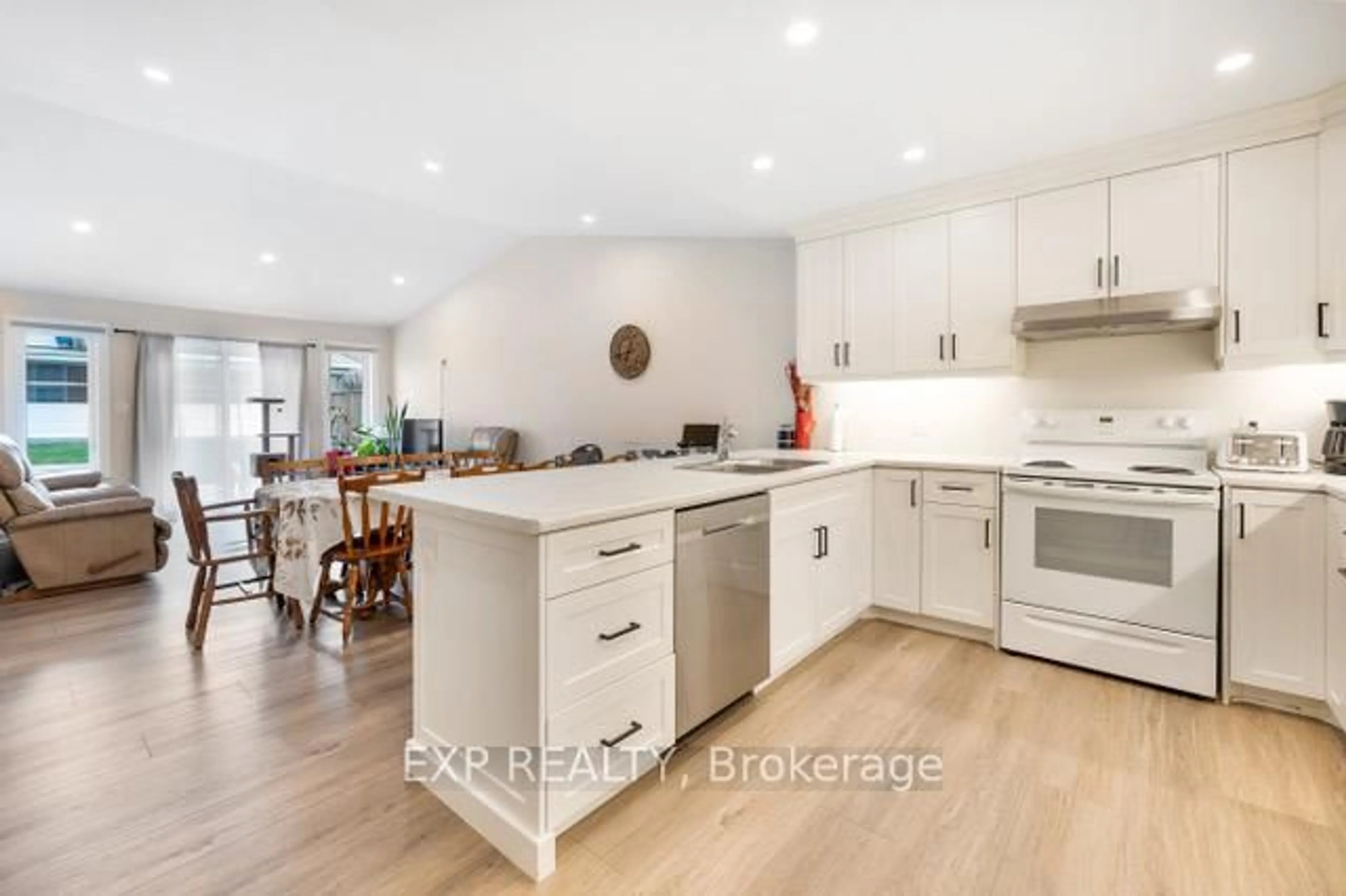 Open concept kitchen, unknown for 166 Webb St, Minto Ontario N0G 1Z0