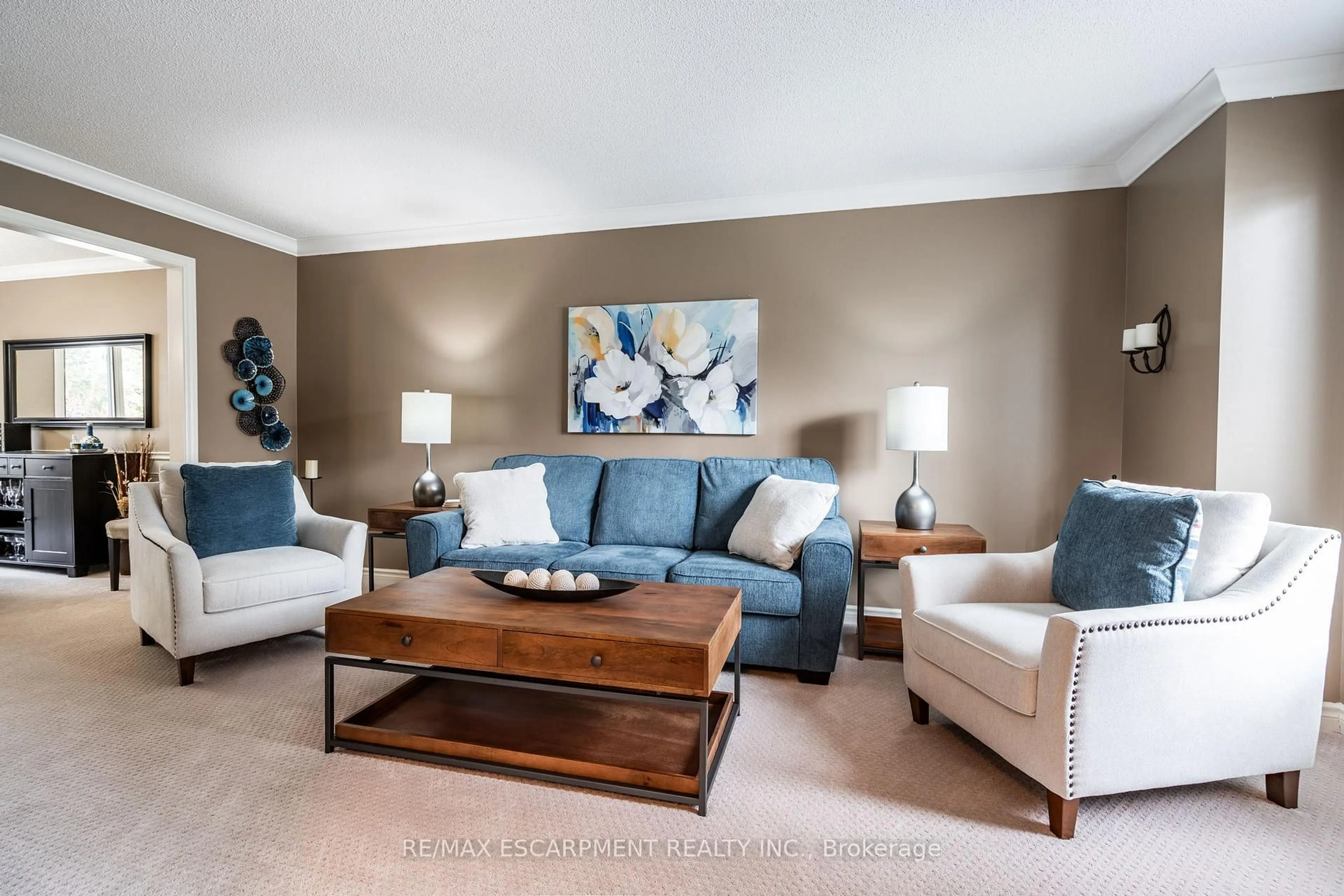 Living room with furniture, unknown for 27 Gladiola Dr, Hamilton Ontario L0R 1H0