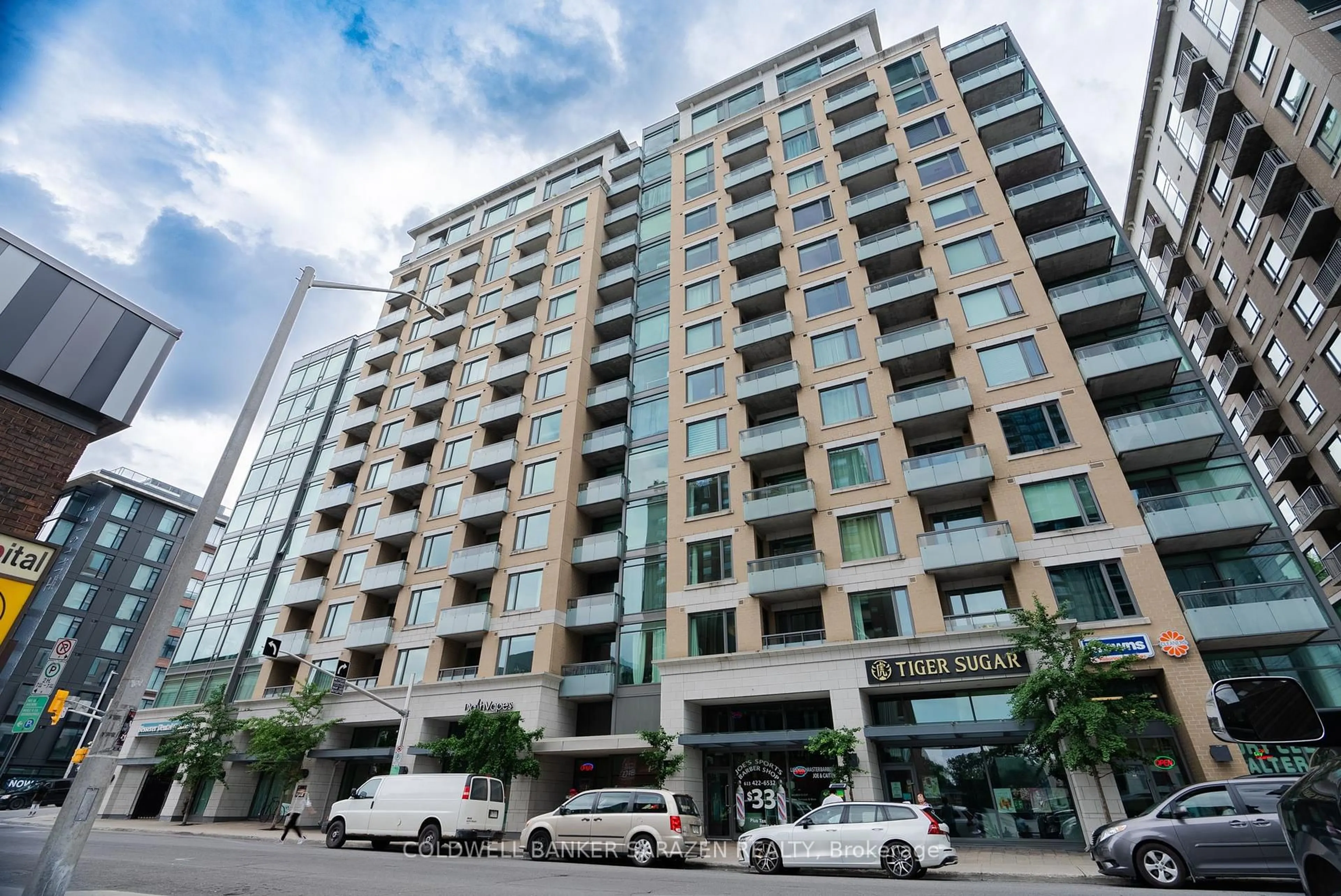 Unknown for 238 BESSERER St #1001, Ottawa Ontario K1N 6B1