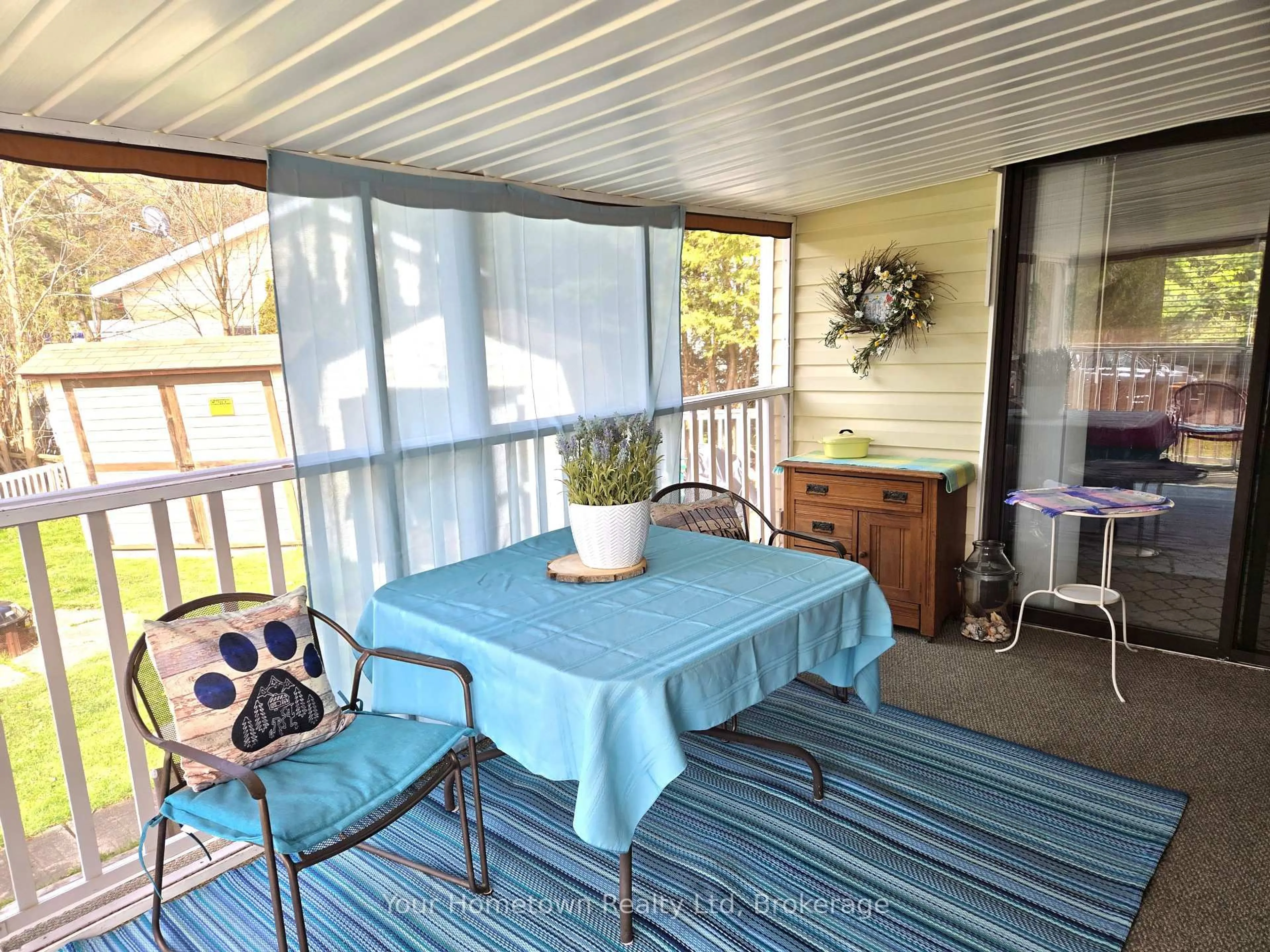 Patio, water/lake/river/ocean view for 157 Cedar Cres, Centre Wellington Ontario N1M 2W5