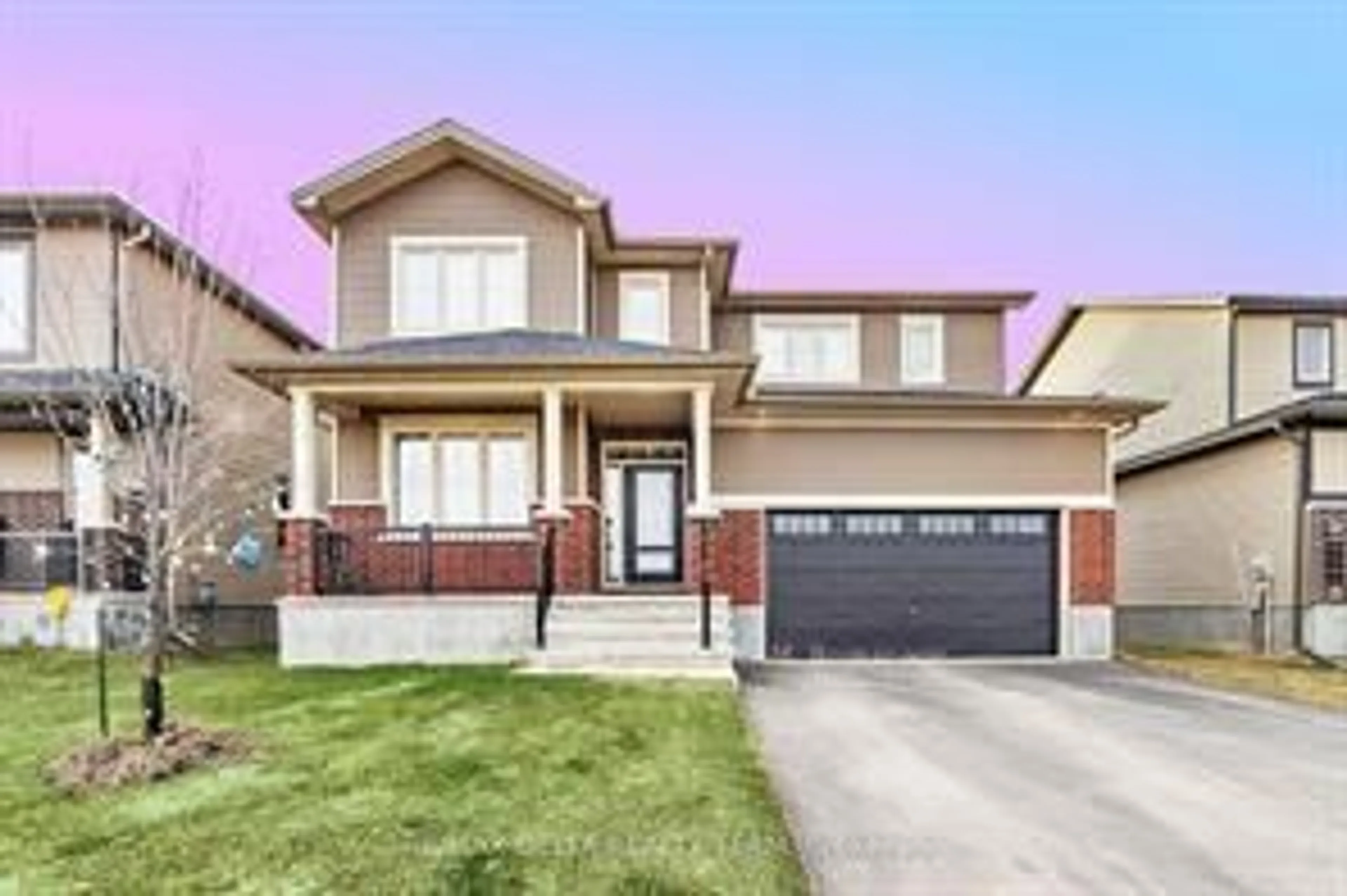 Home with brick exterior material, street for 801 Gamble Dr, Russell Ontario K4R 0G6