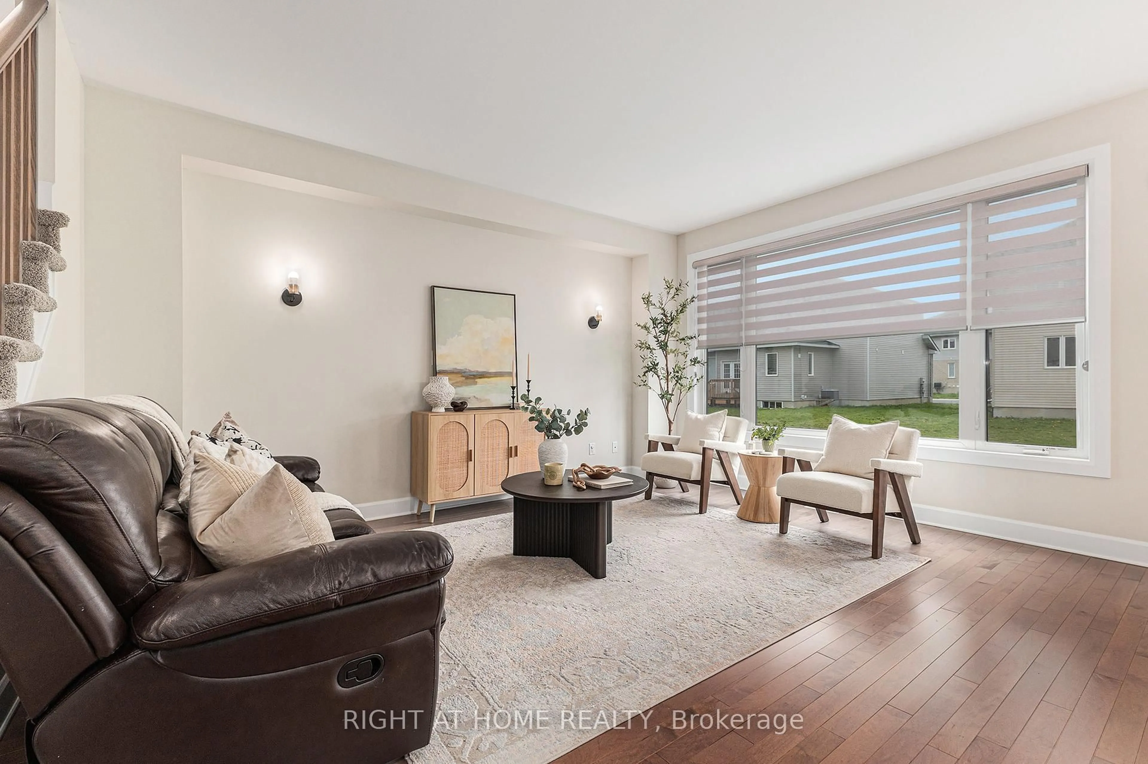 Living room with furniture, unknown for 91 Robertson Lane, Carleton Place Ontario K7C 0R5