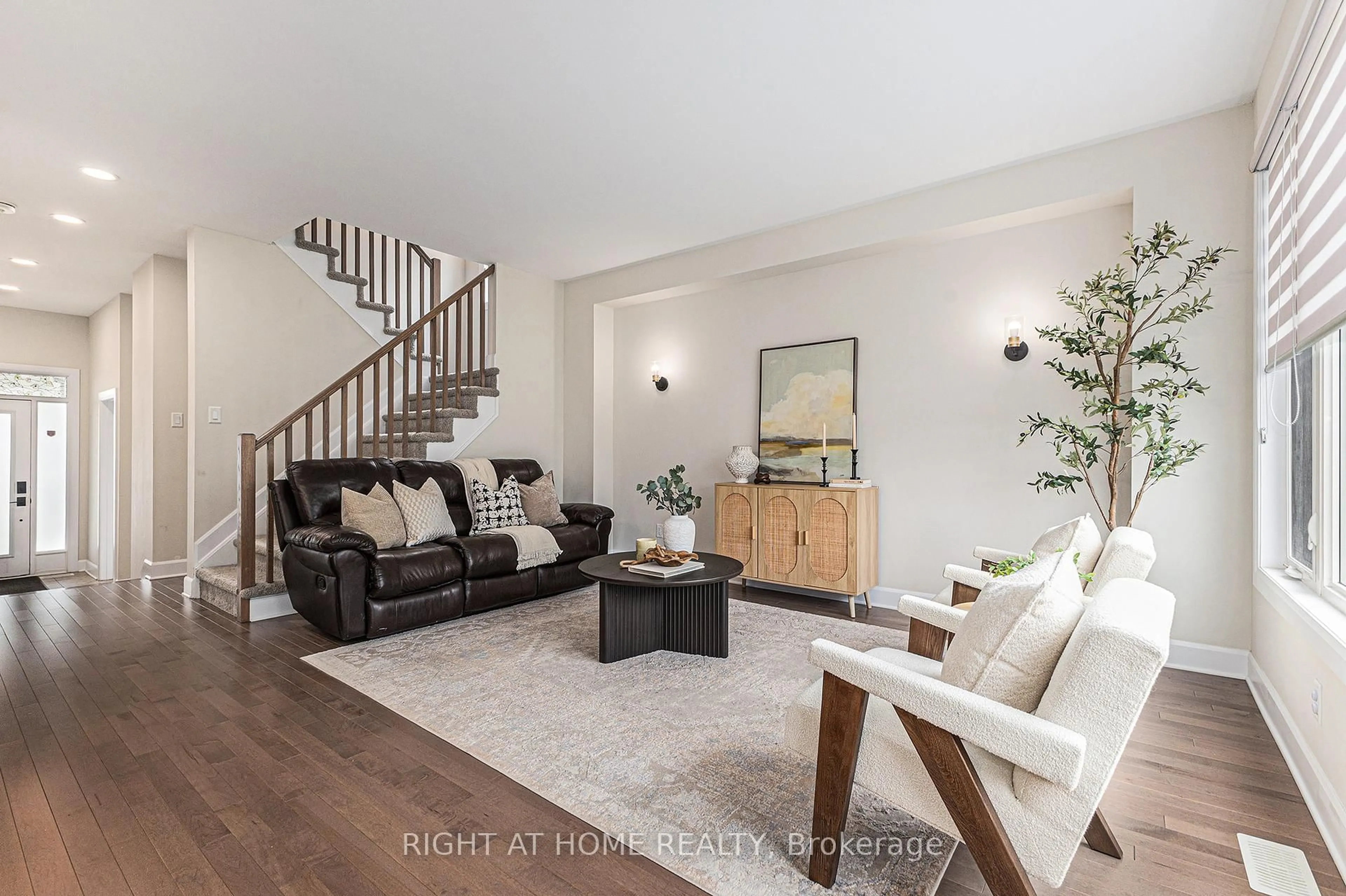 Living room with furniture, unknown for 91 Robertson Lane, Carleton Place Ontario K7C 0R5