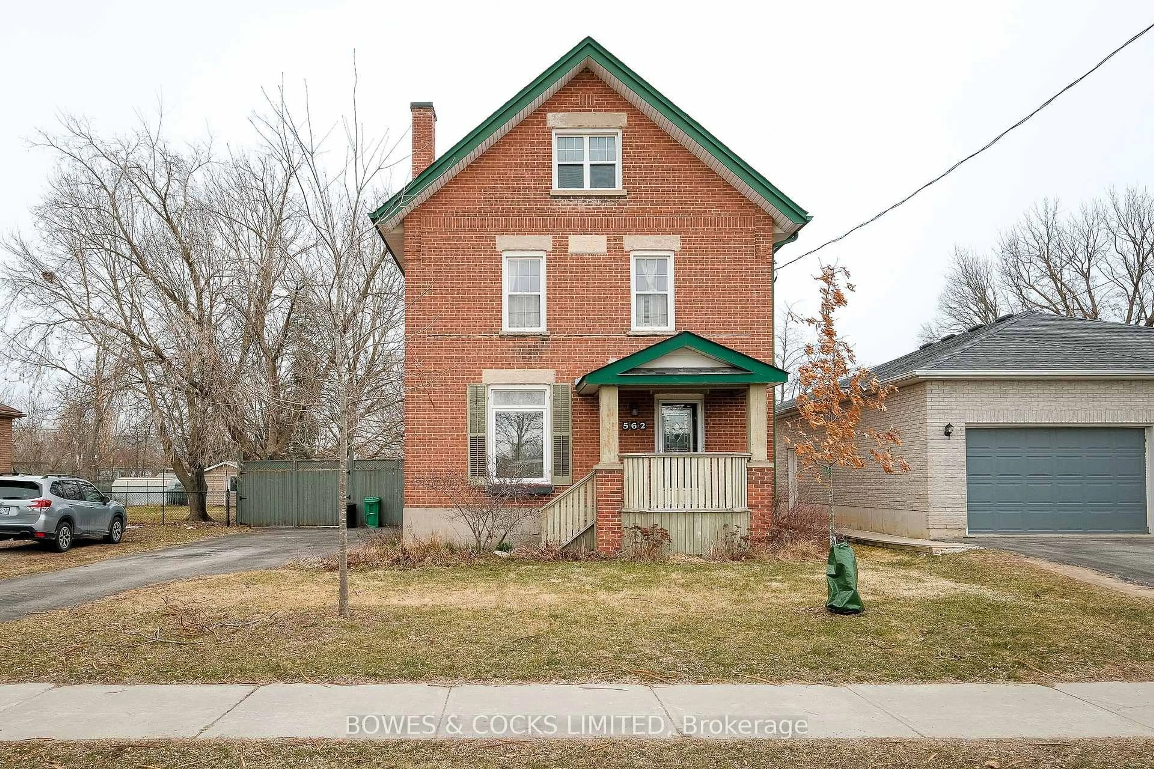 Home with brick exterior material, street for 562 Cameron St, Peterborough South Ontario K9J 3Z5