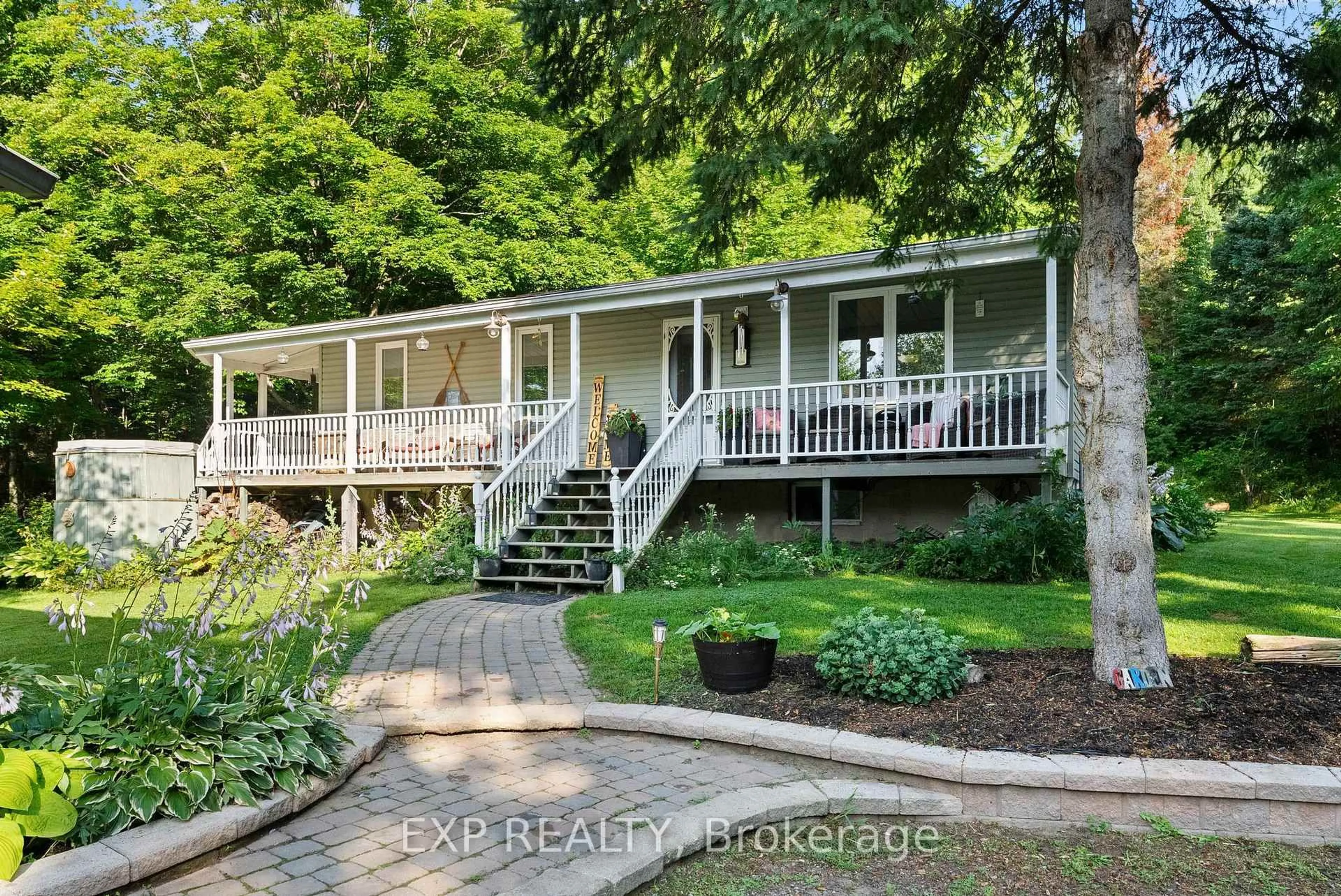 Unknown for 1813 Pucker St, Renfrew Ontario K7V 3Z9