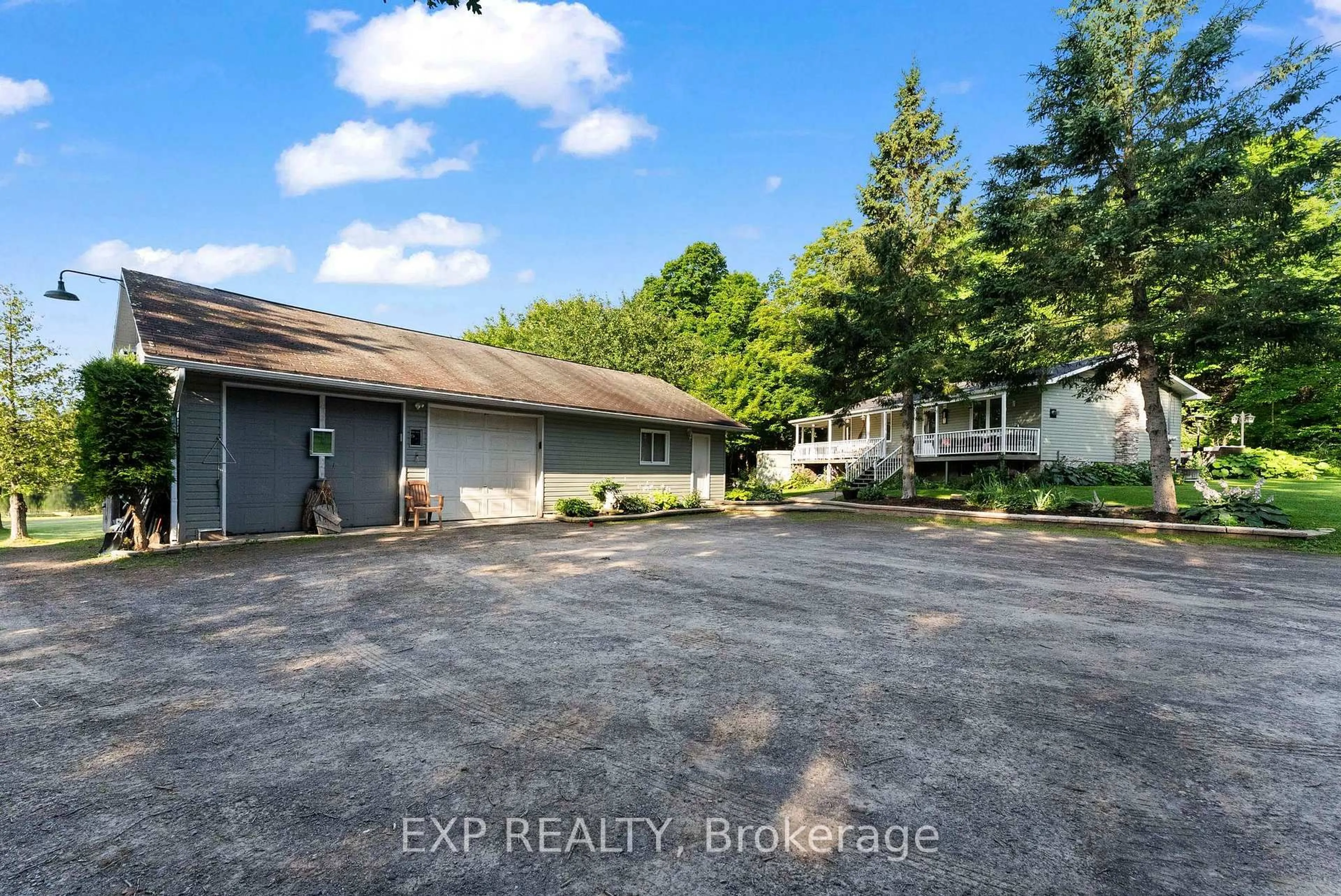 A pic from outside/outdoor area/front of a property/back of a property/a pic from drone, unknown for 1813 Pucker St, Renfrew Ontario K7V 3Z9