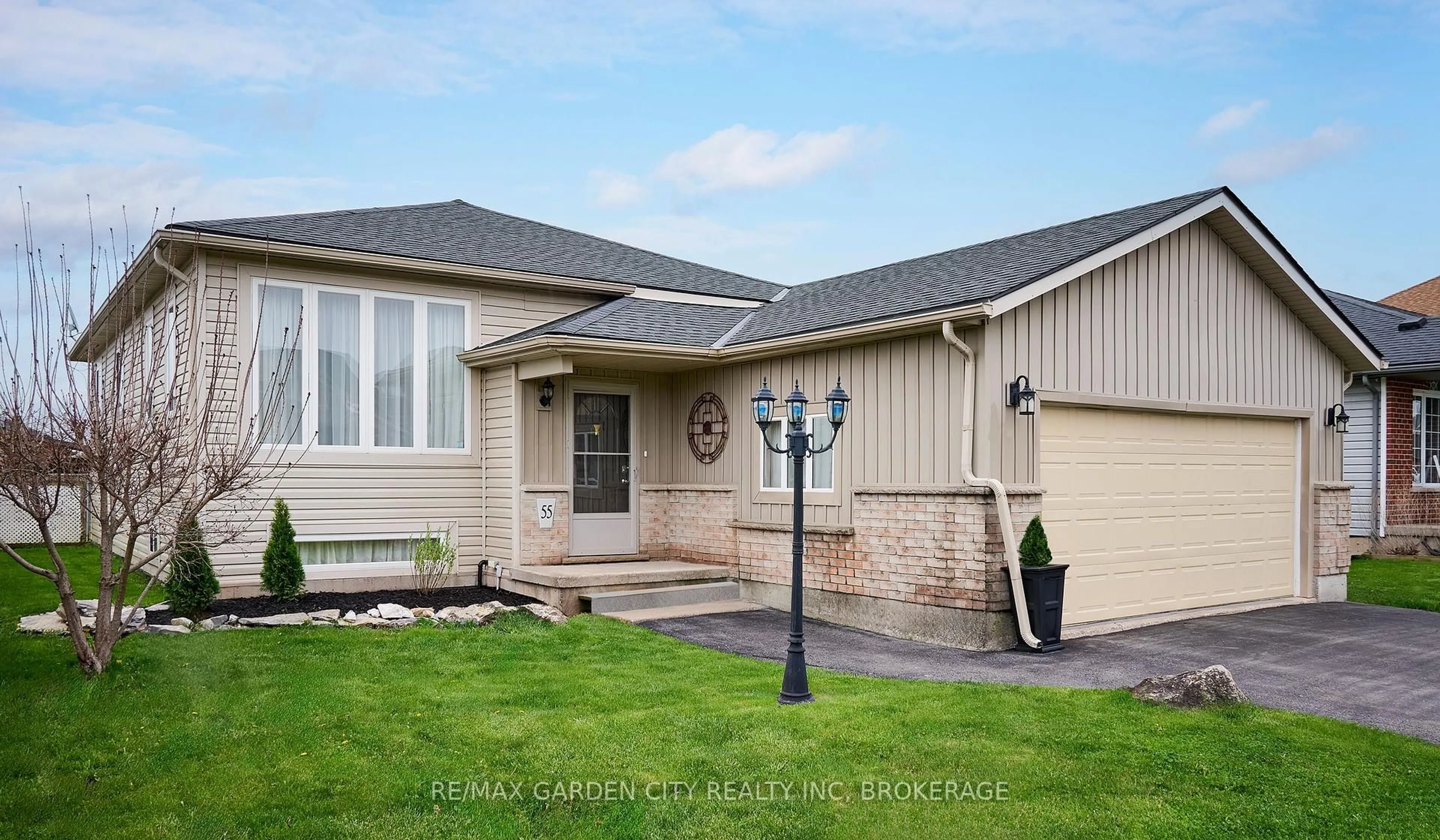 Home with vinyl exterior material, street for 55 APOLLO Dr, Port Colborne Ontario L3K 6E2