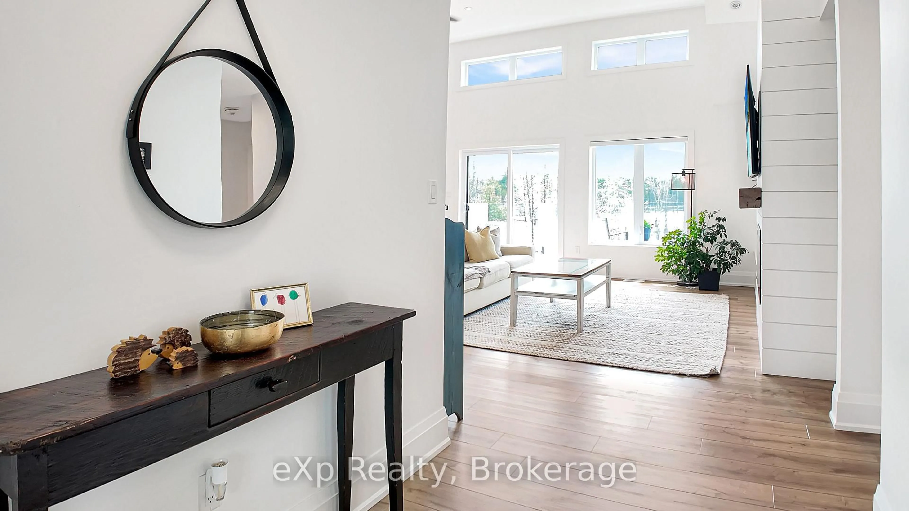 Indoor entryway for 130 Louise Creek Cres, West Grey Ontario N0G 1S0
