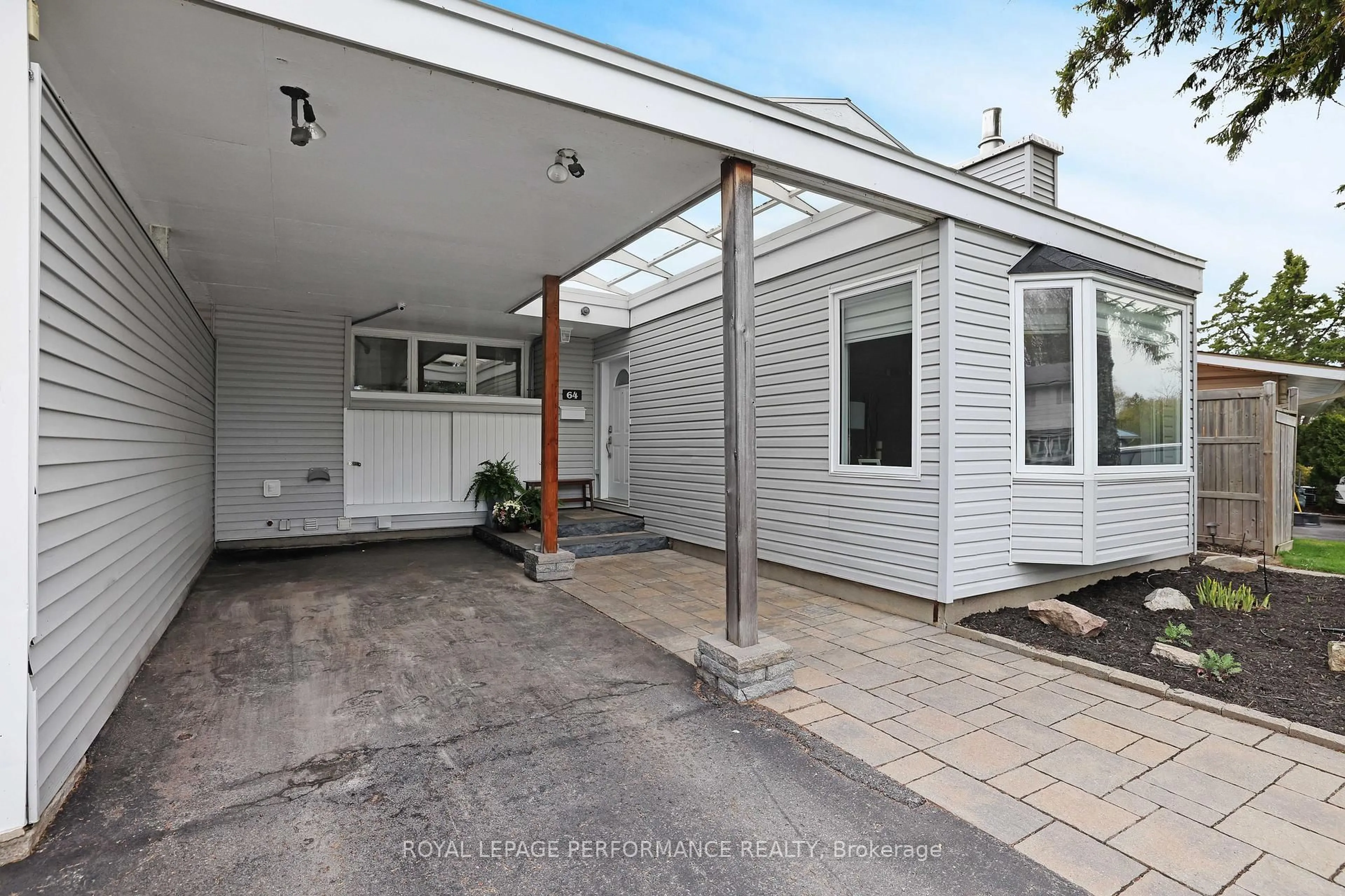 Unknown for 64 Crystal Beach Dr, Ottawa Ontario K2H 5N1