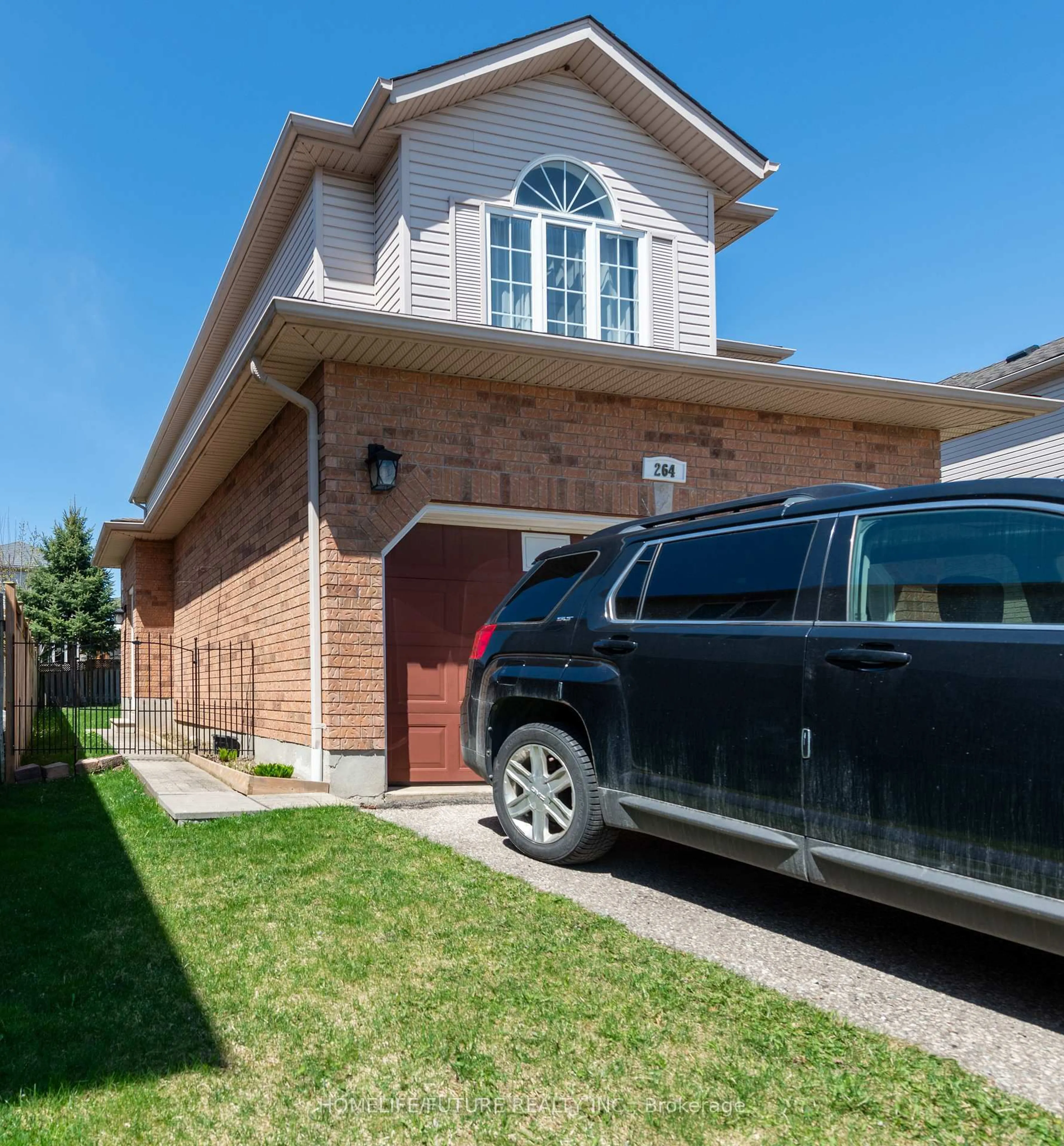 Home with brick exterior material, street for 264 Holbeach Crt, Waterloo Ontario N2J 4Y7