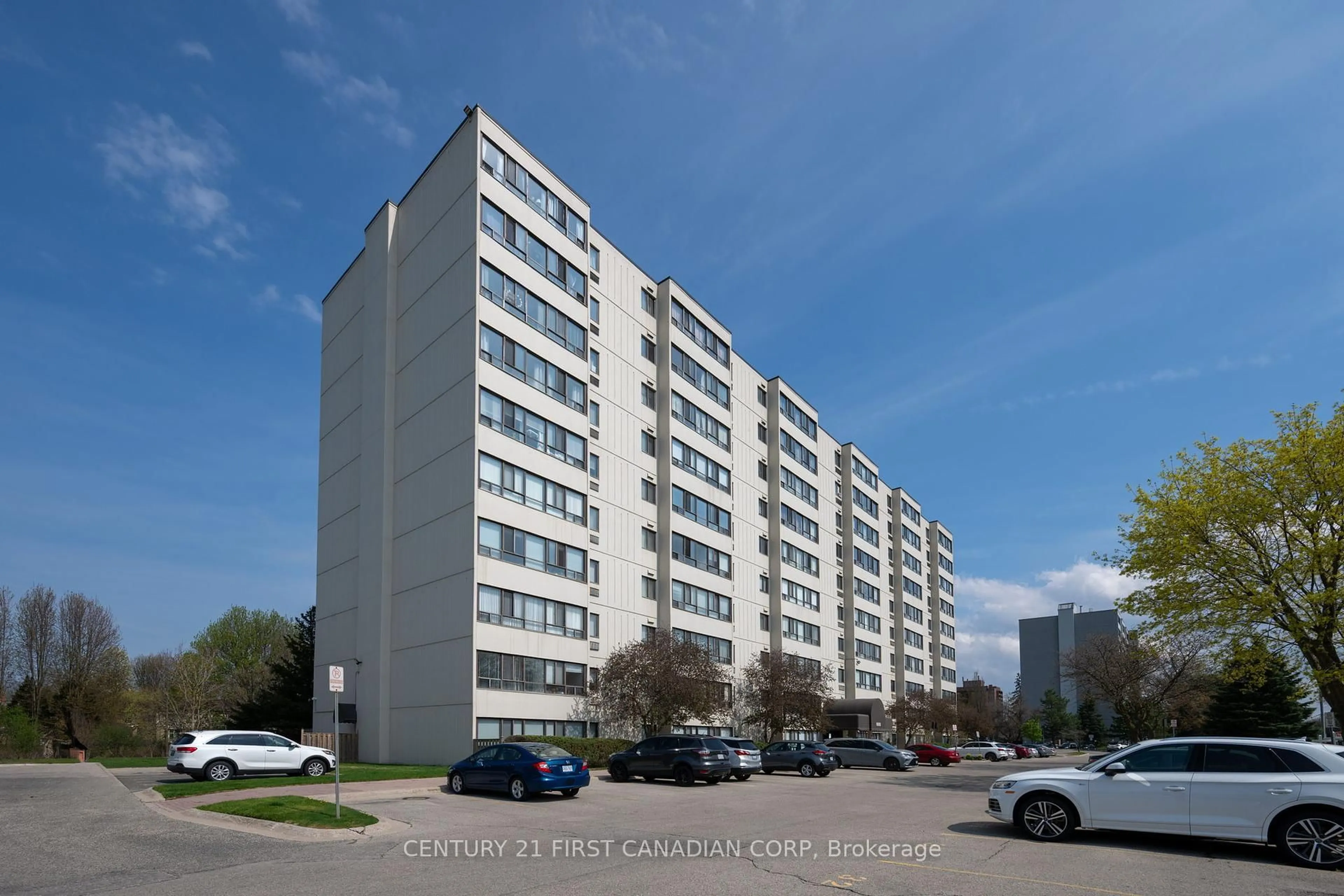 Unknown for 1600 Adelaide St #903, London North Ontario N5X 3H6