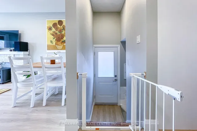 Additional image 8 of 112 Tragina Ave