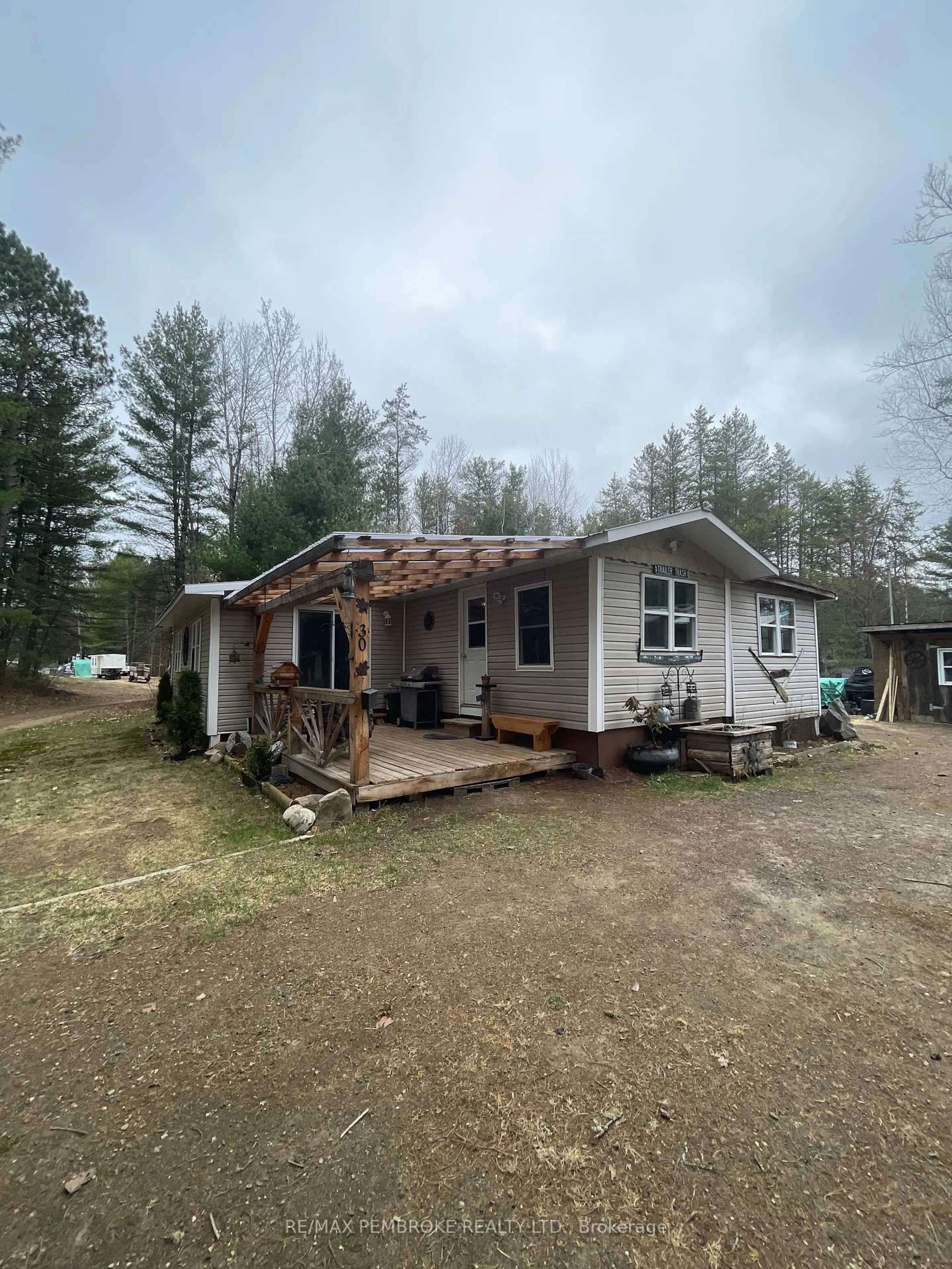Unknown for 30 Hunters Run Lane, Chalk River Ontario K0J 1J0