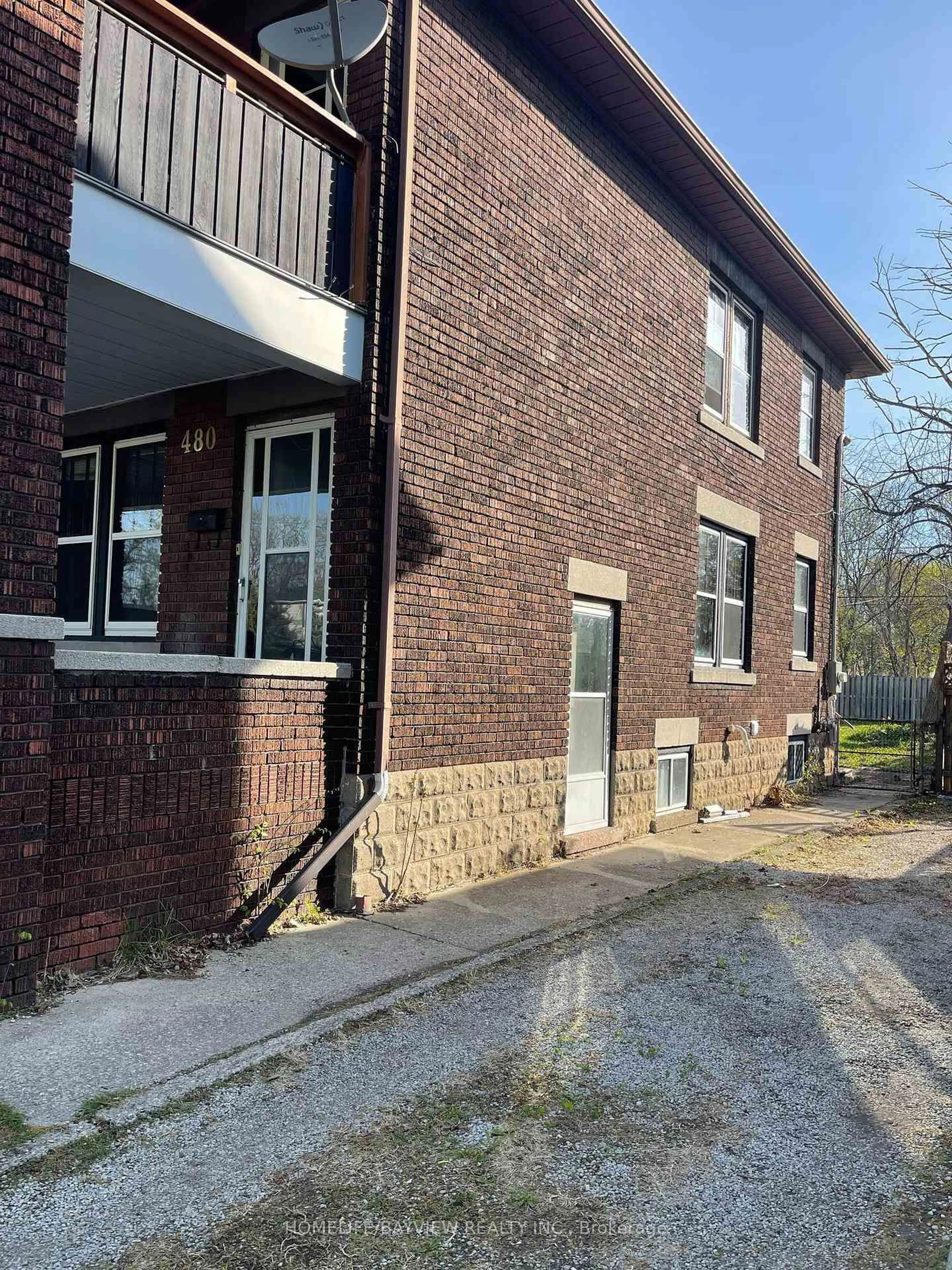 Home with brick exterior material, building for 478-480 Cameron Ave, Windsor Ontario N9B 1Y7