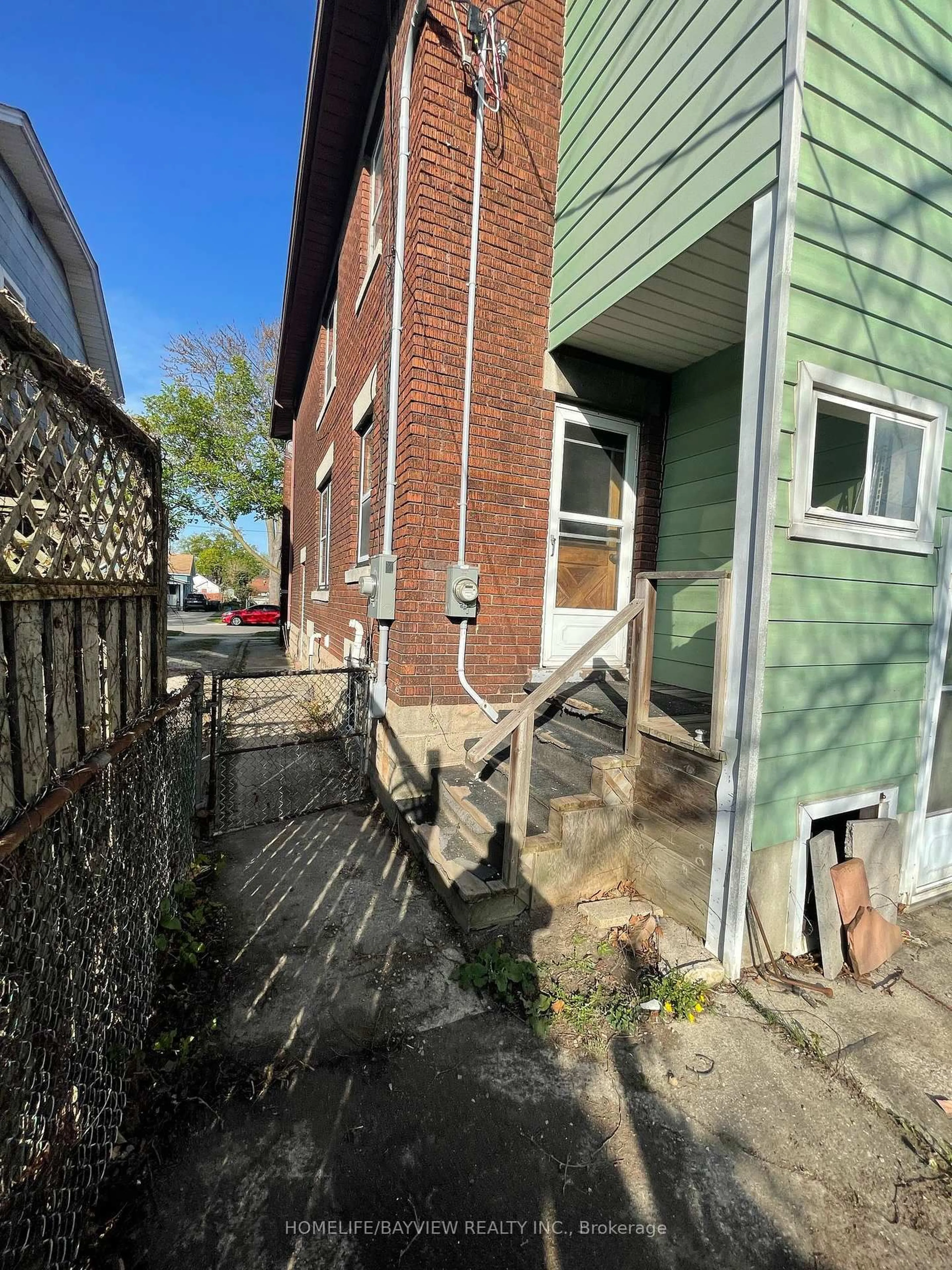 A pic from outside/outdoor area/front of a property/back of a property/a pic from drone, street for 478-480 Cameron Ave, Windsor Ontario N9B 1Y7