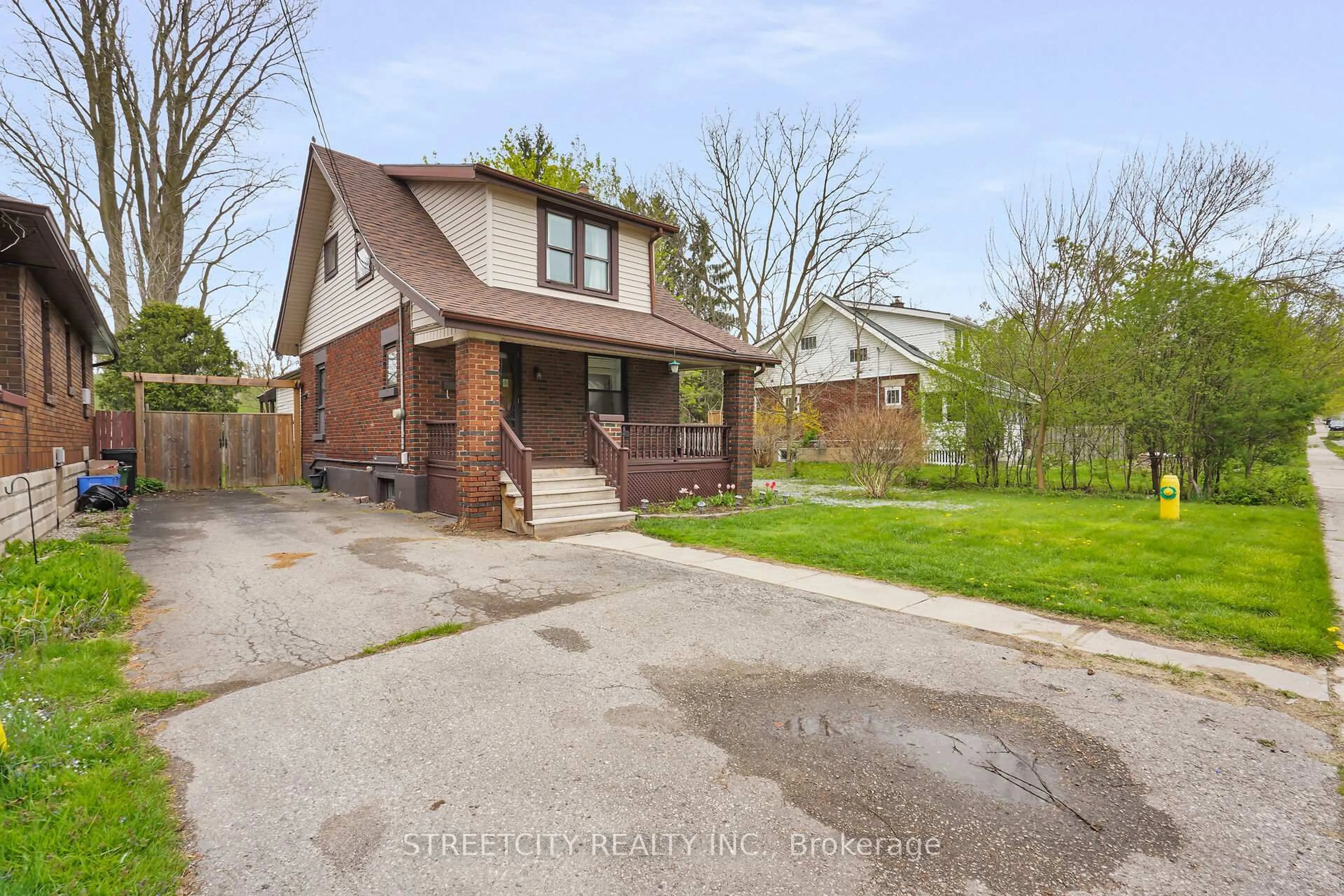 Home with brick exterior material, street for 85 Springbank Dr, London South Ontario N6J 1E5