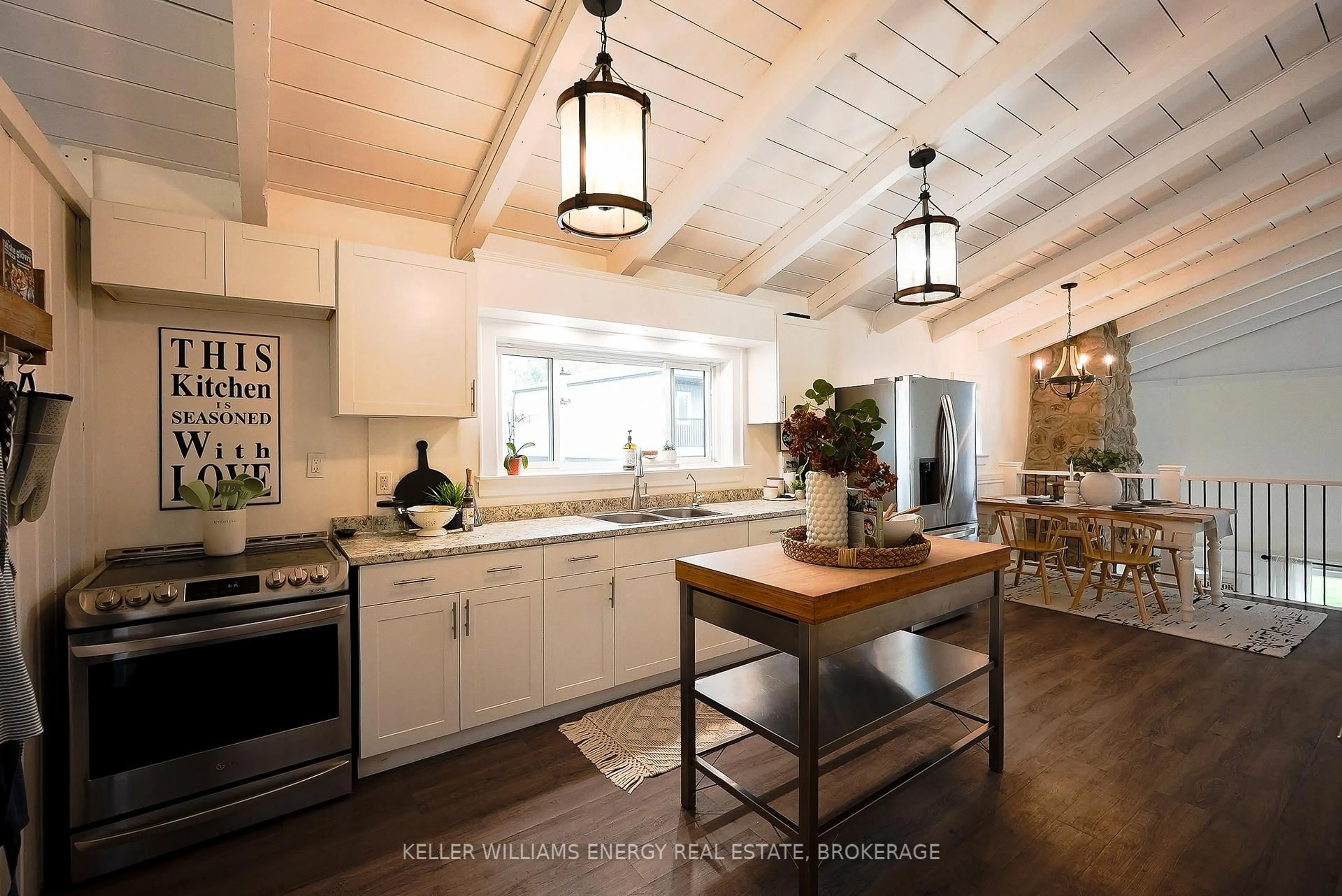 Open concept kitchen, unknown for 54 Zion Line, Cavan Monaghan Ontario L0A 1G0