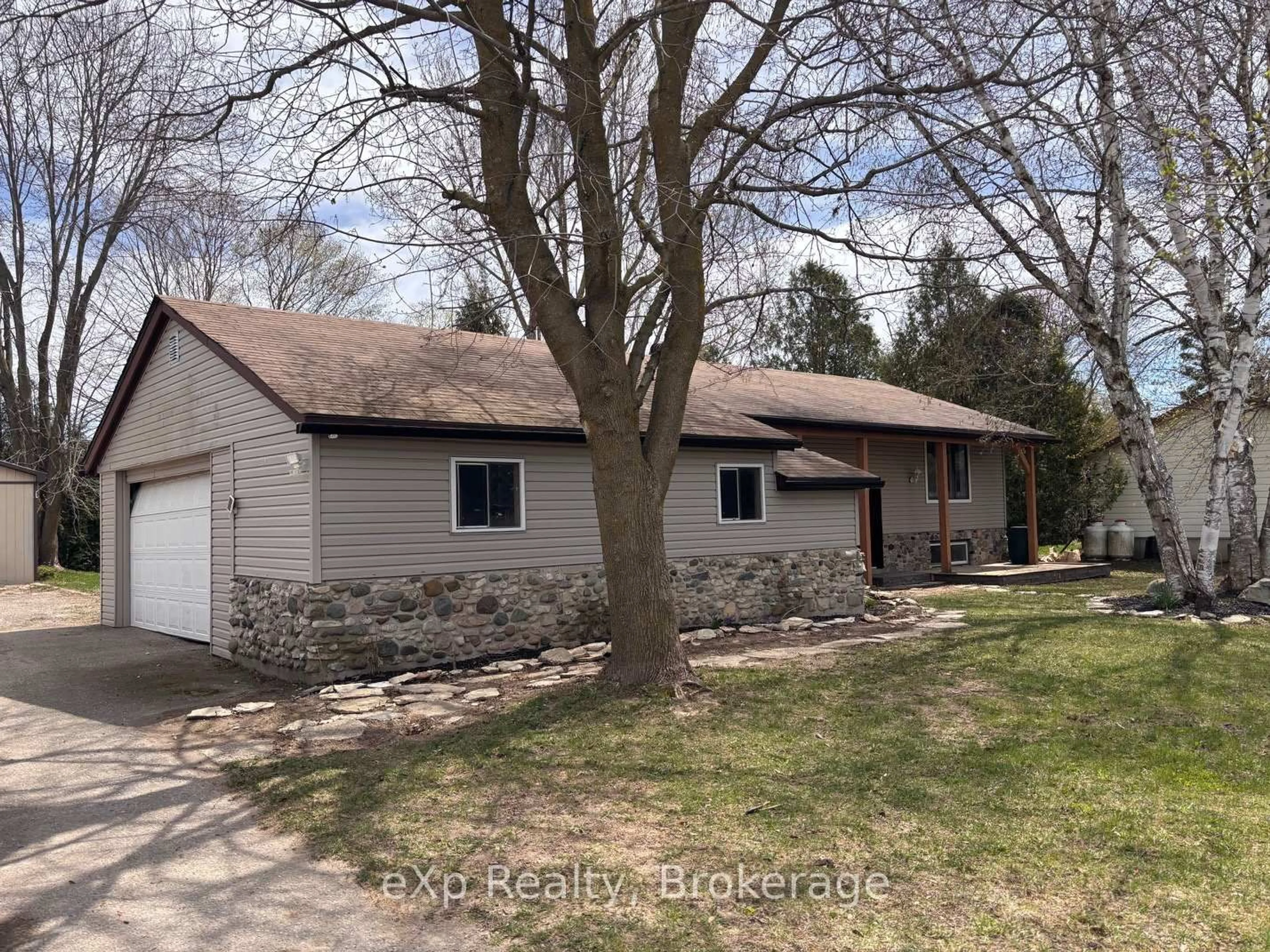 Unknown for 572 Louisa St, West Grey Ontario N0G 1C0