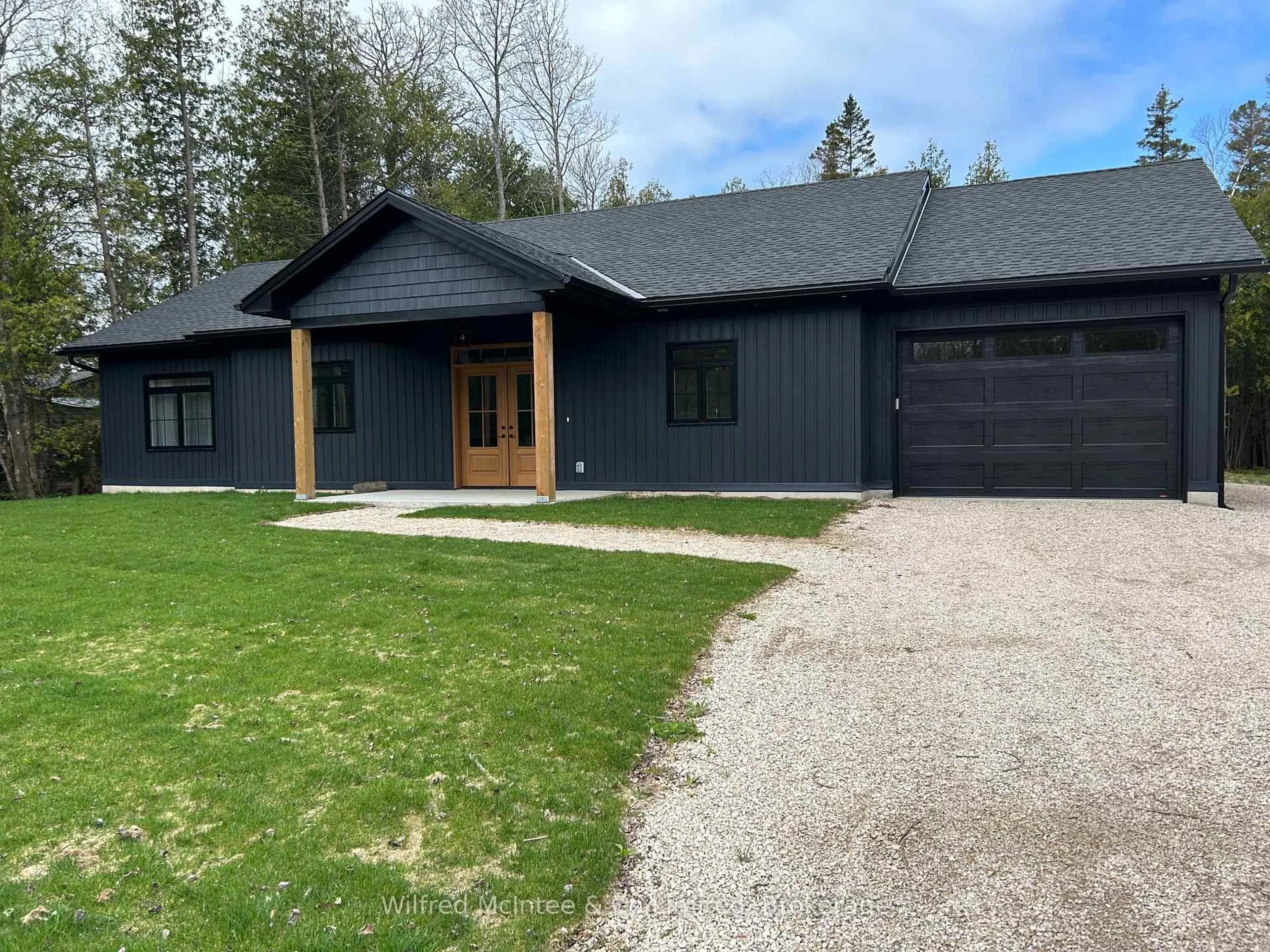 Unknown for 38 William Crt, South Bruce Peninsula Ontario N0H 2T0