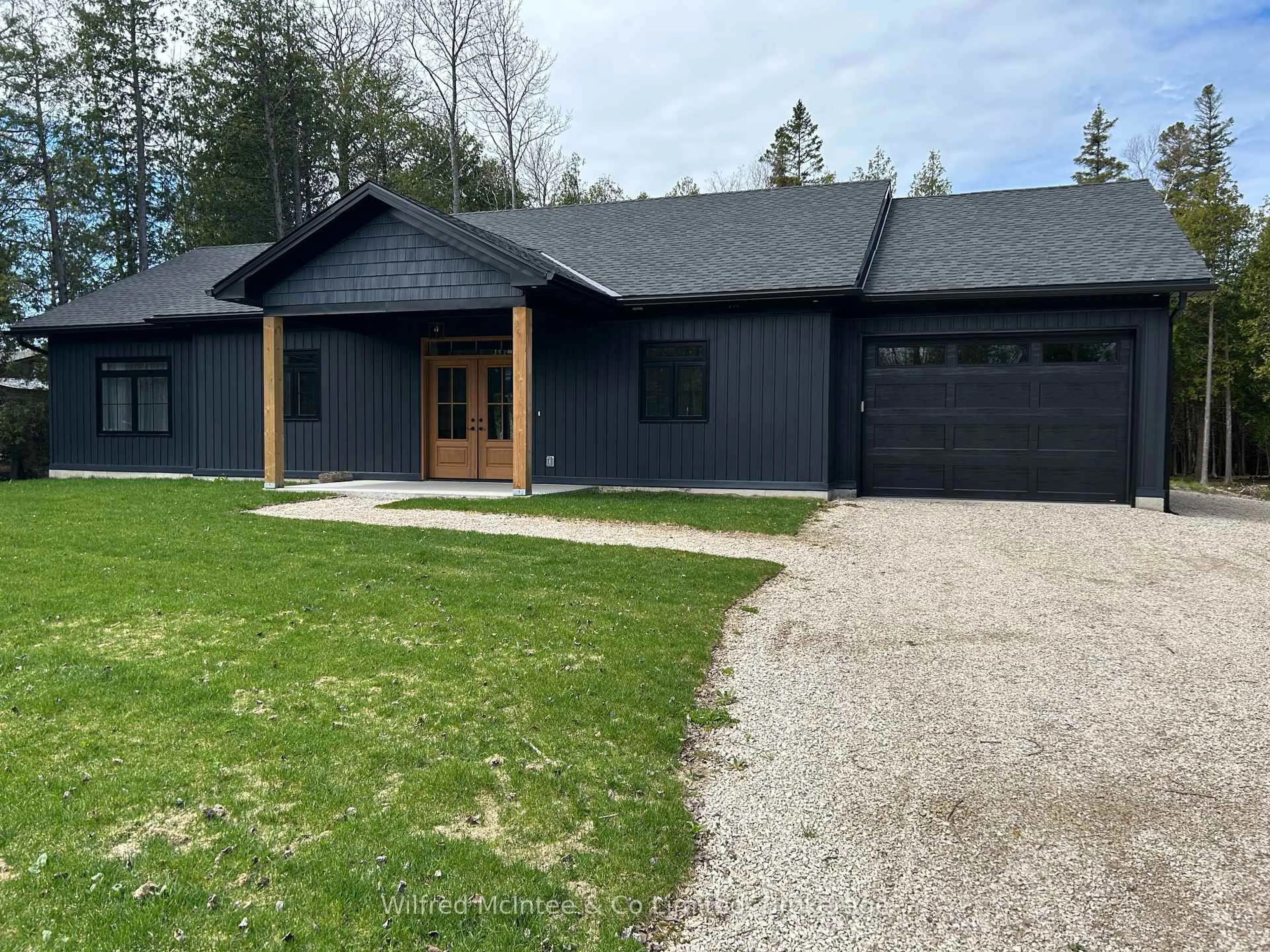 Unknown for 38 William Crt, South Bruce Peninsula Ontario N0H 2T0