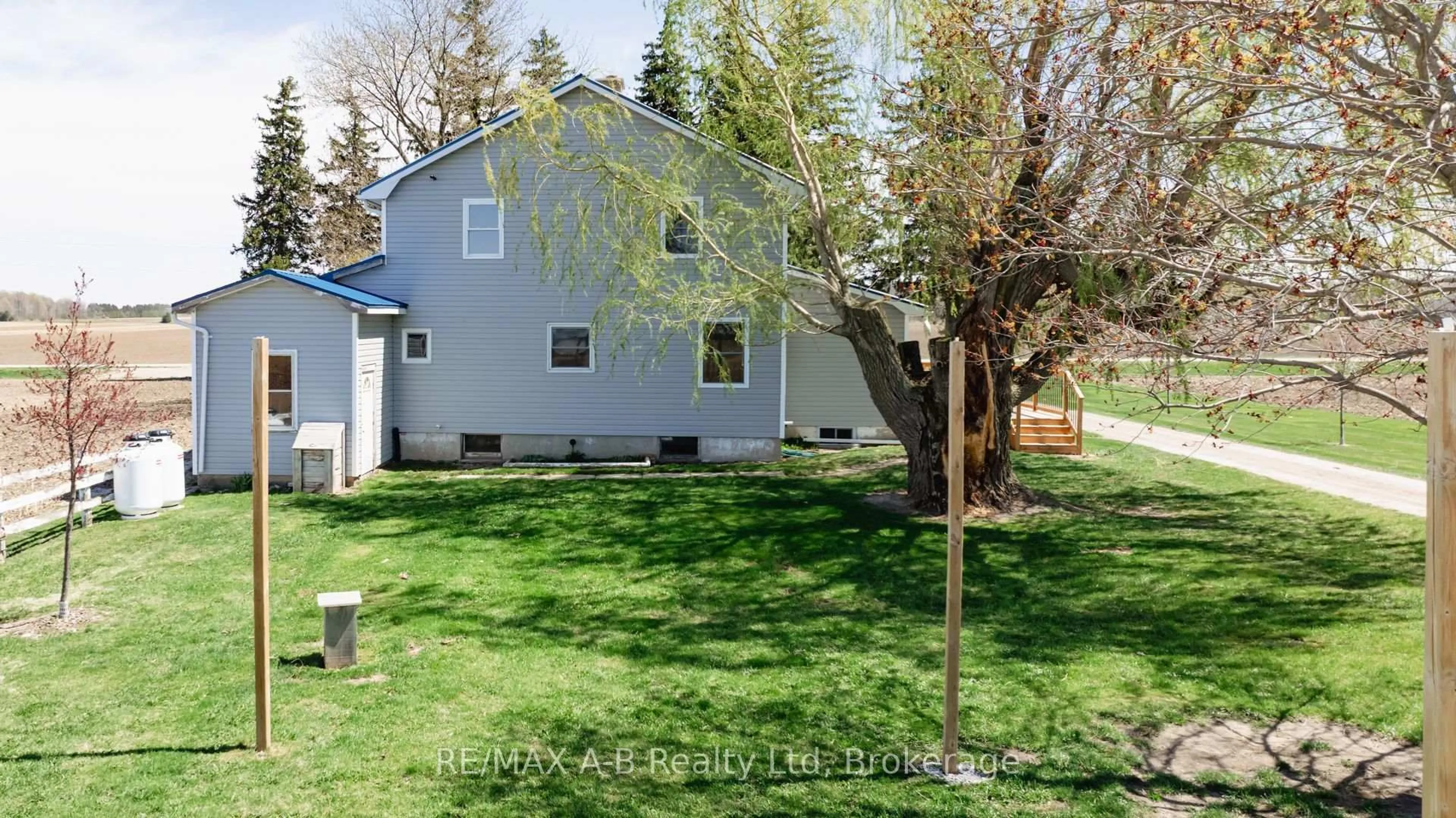 A pic from outside/outdoor area/front of a property/back of a property/a pic from drone, street for 156701 15th Line, Zorra Ontario N0M 2G0