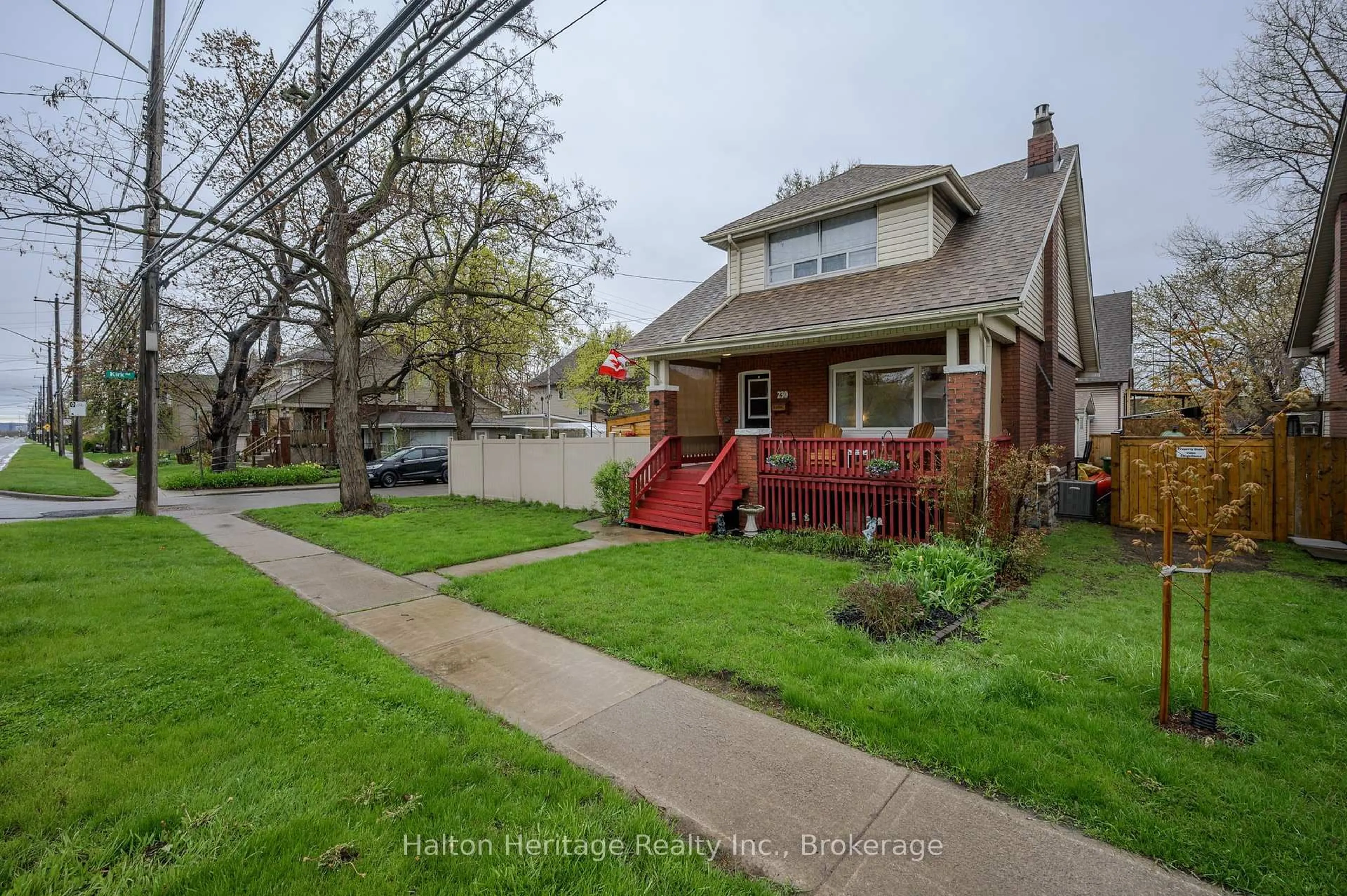 Unknown for 230 Beach Blvd, Hamilton Ontario L8H 6W1