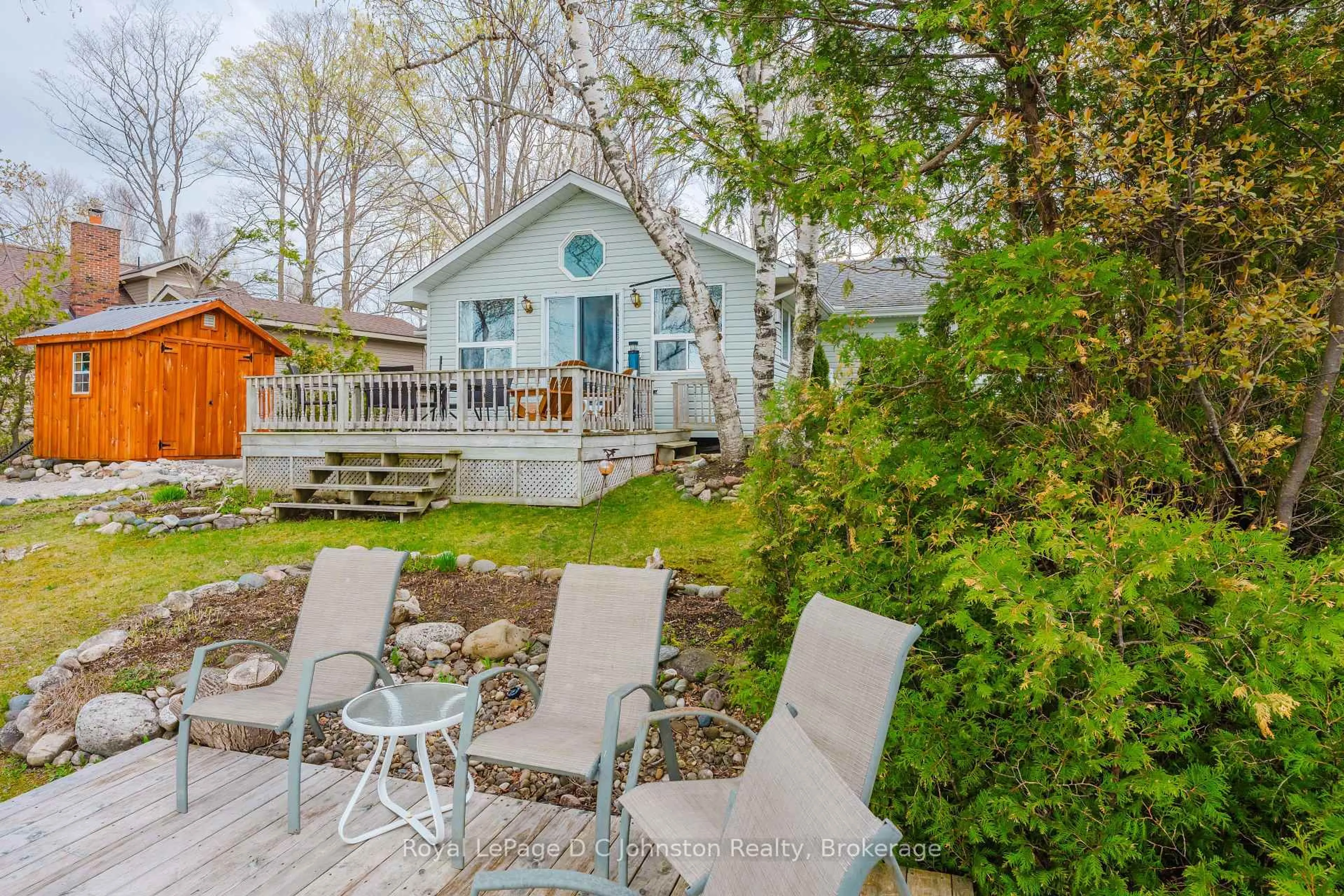 Patio, water/lake/river/ocean view for 443 Bruce Road #13 Rd, Native Leased Lands Ontario N0H 2L0