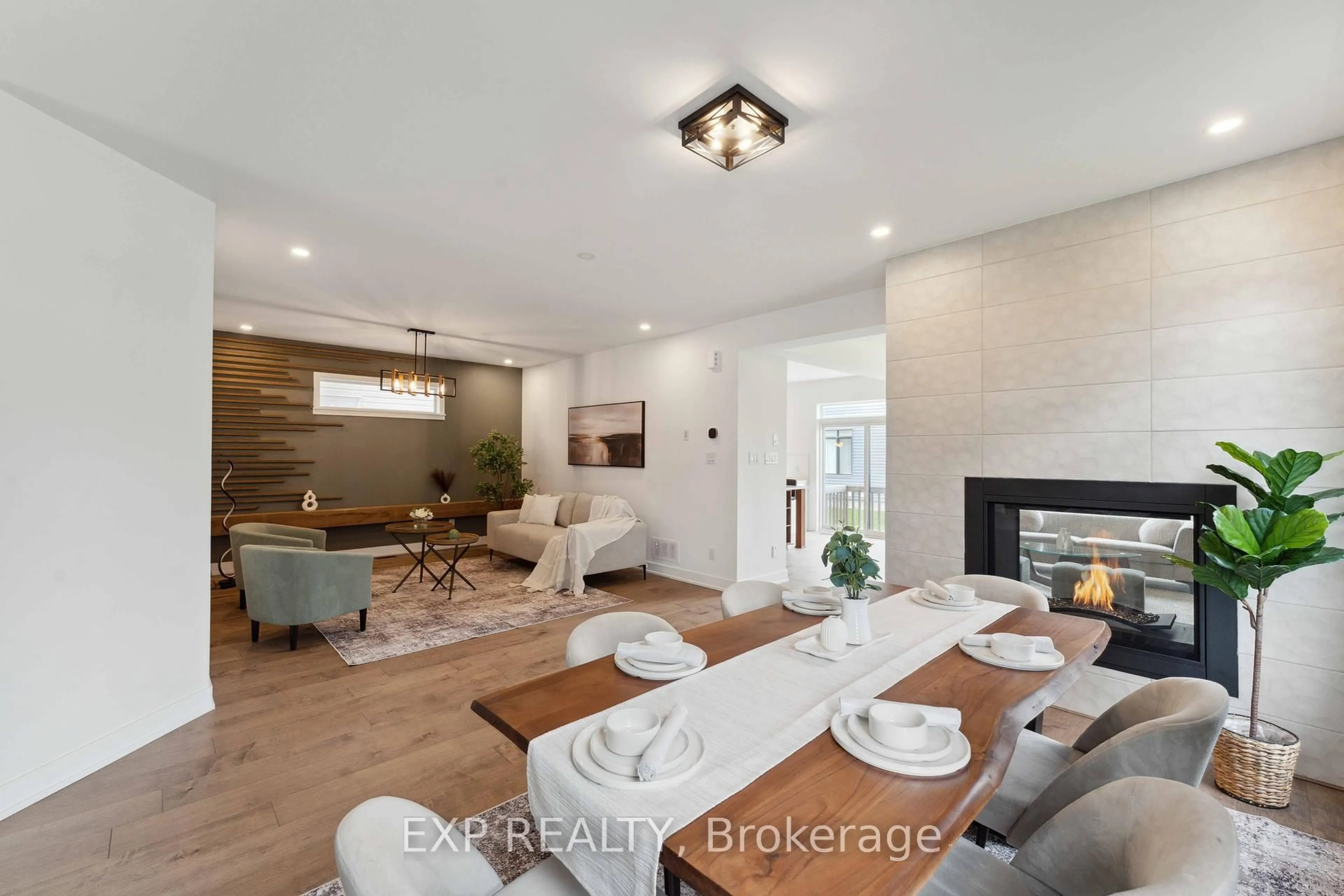 Living room with furniture, unknown for 46 Andromeda Rd, Ottawa Ontario K4M 0K7