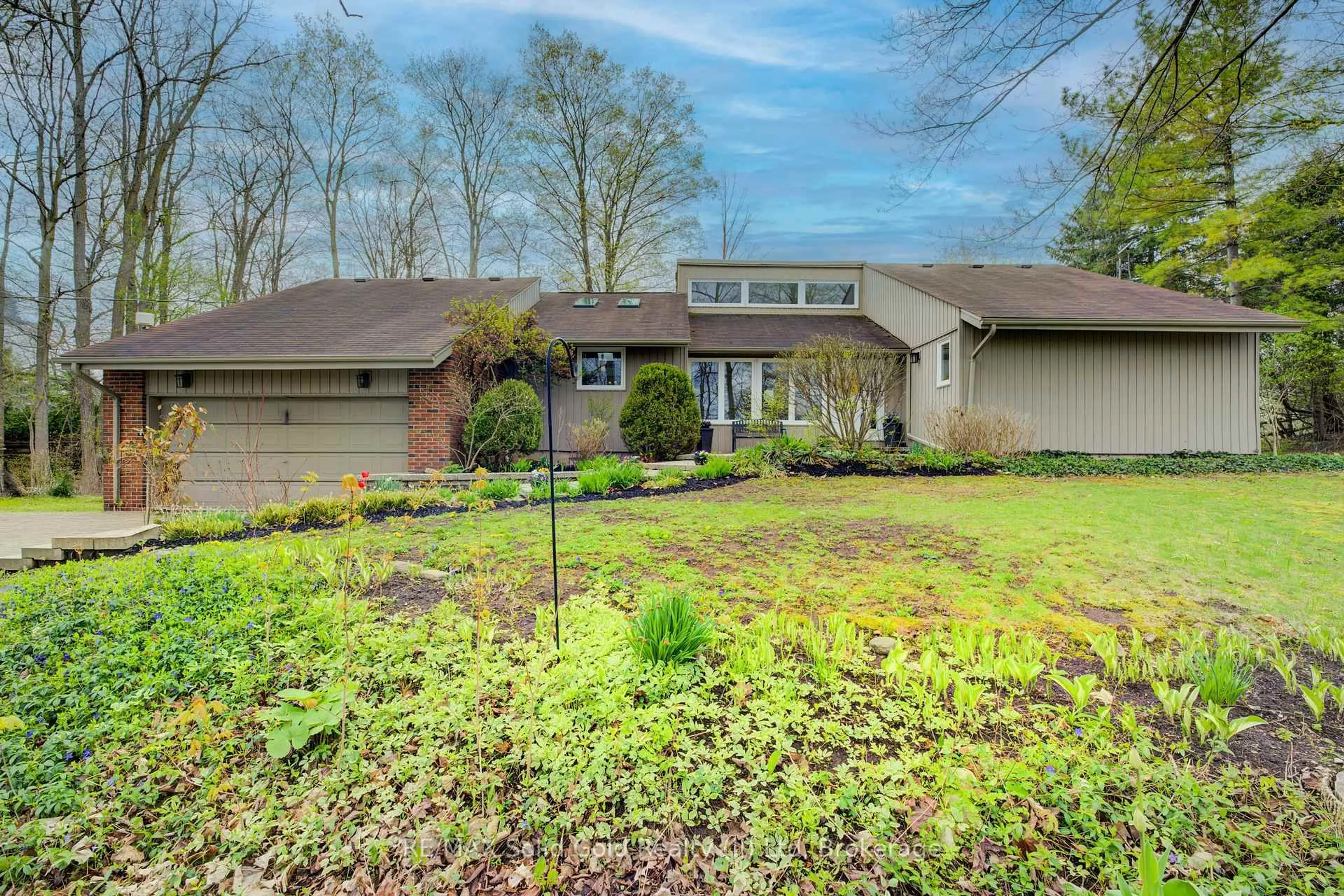 Home with brick exterior material, street for 1020 Rivers Edge Dr, Woolwich Ontario N0B 2V0