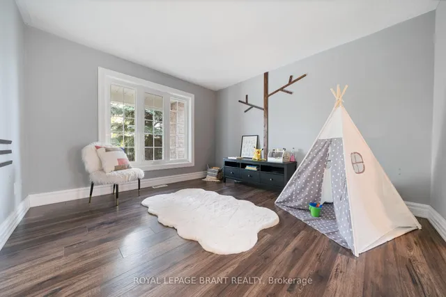 Additional property image - 110 Fieldway Dr