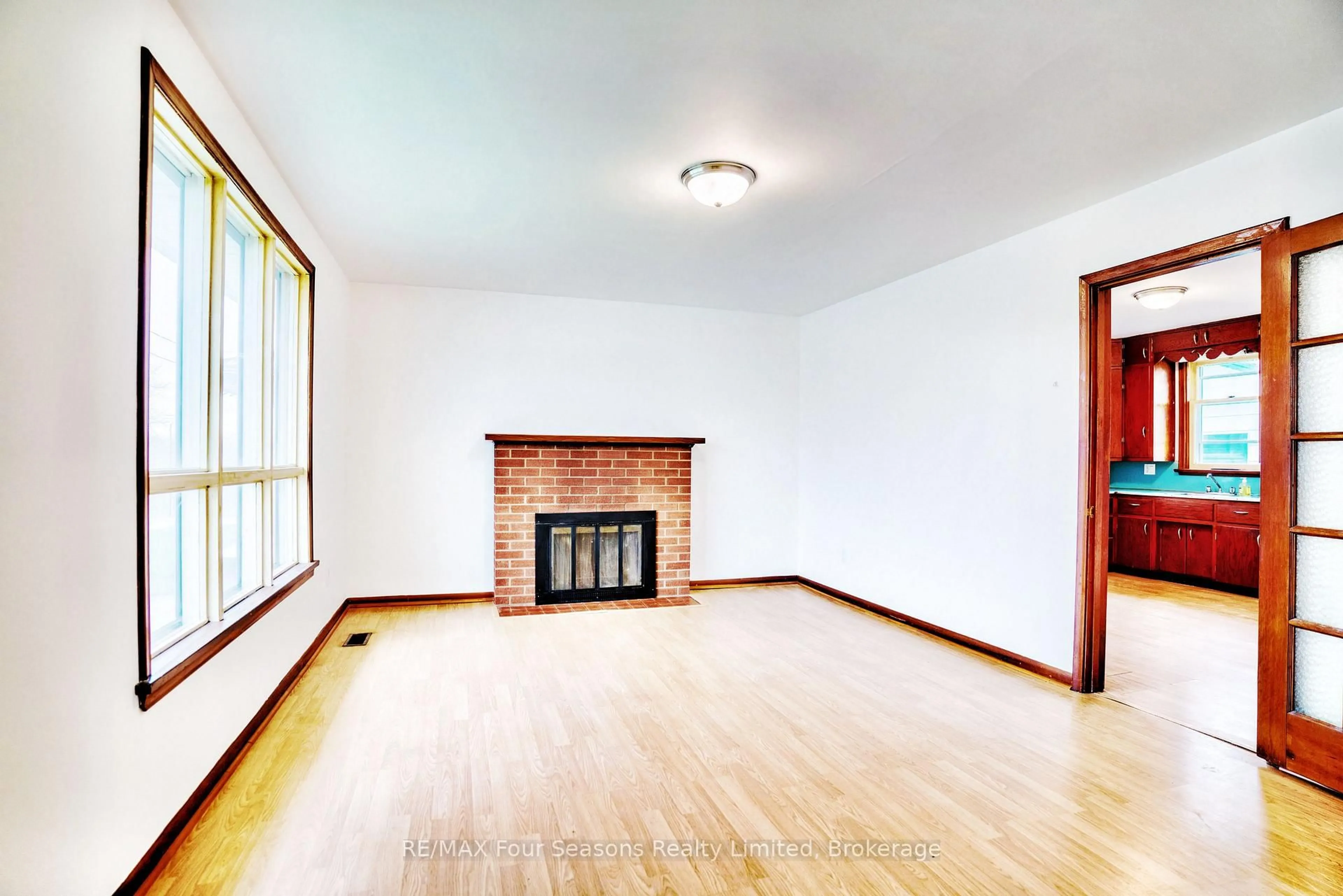 A pic of a room for 120 Charles St, Wellington North Ontario N0G 1A0
