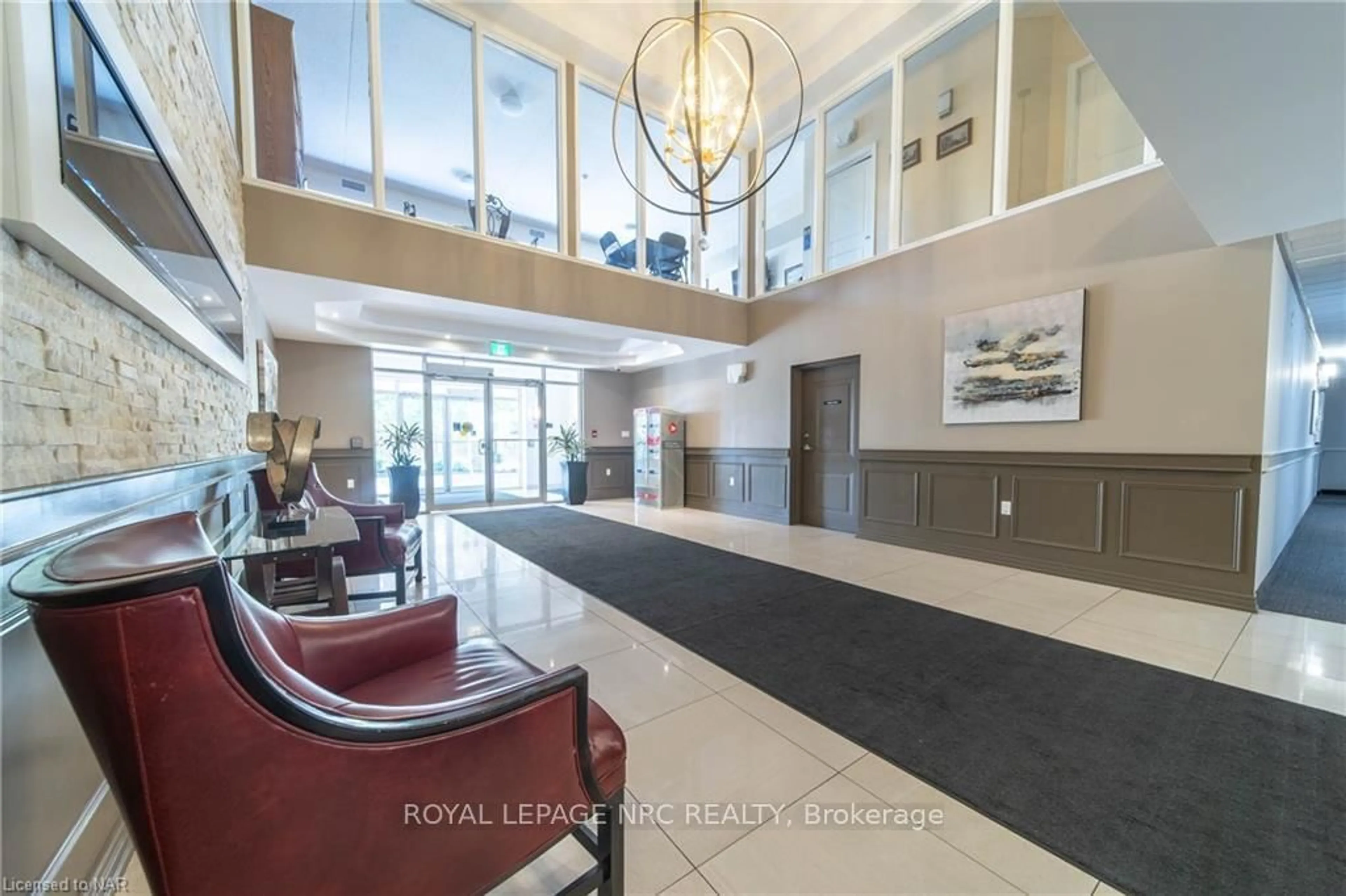 Lobby for 4644 Pettit Ave #102, Niagara Falls Ontario L2E 6L4