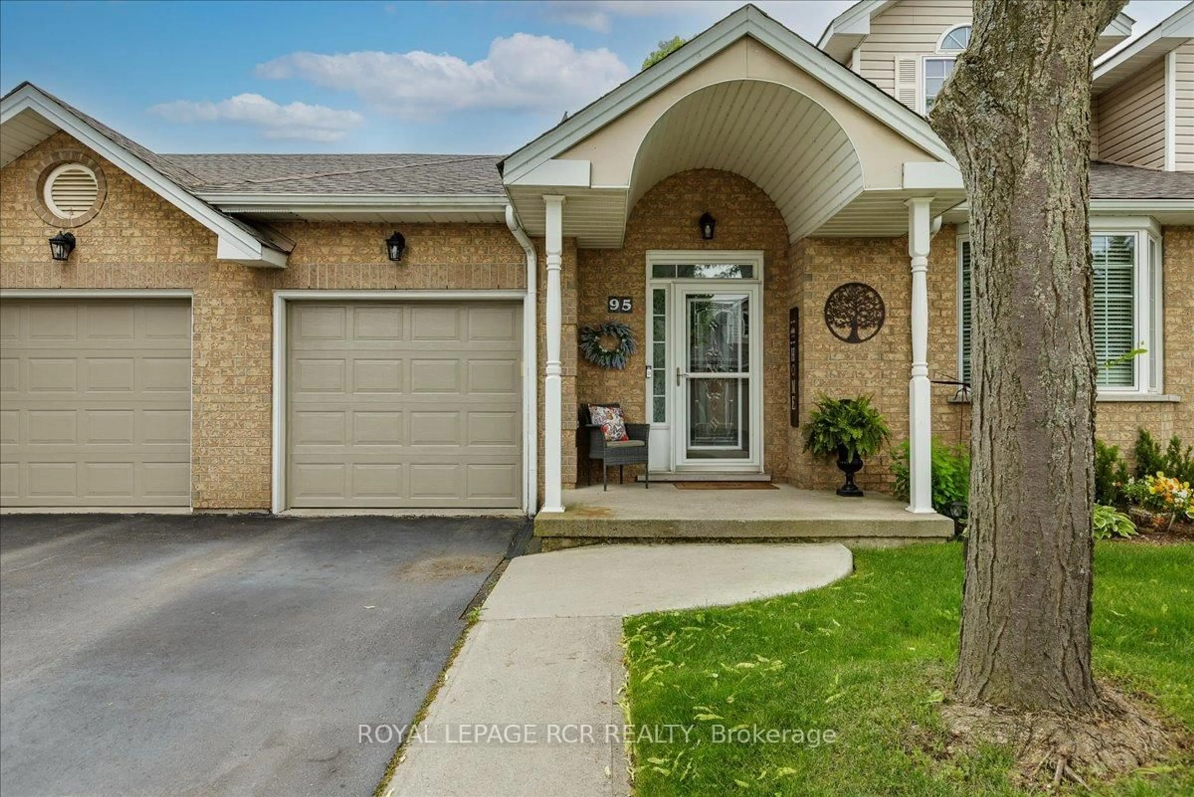 Unknown for 95 Twentyplace Blvd #3, Hamilton Ontario L0R 1W0