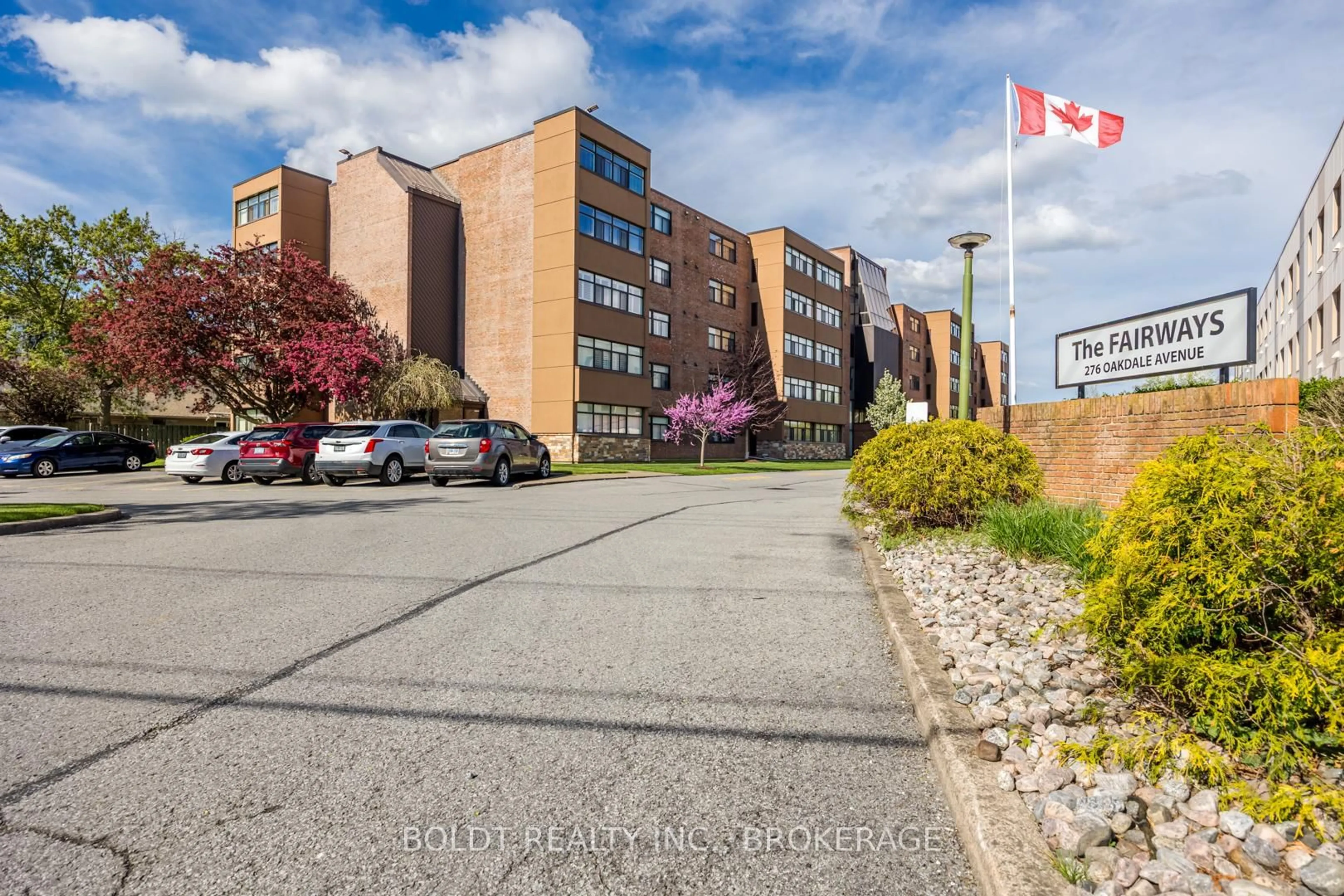 Unknown for 276 Oakdale Ave #308, St. Catharines Ontario L2P 3S5