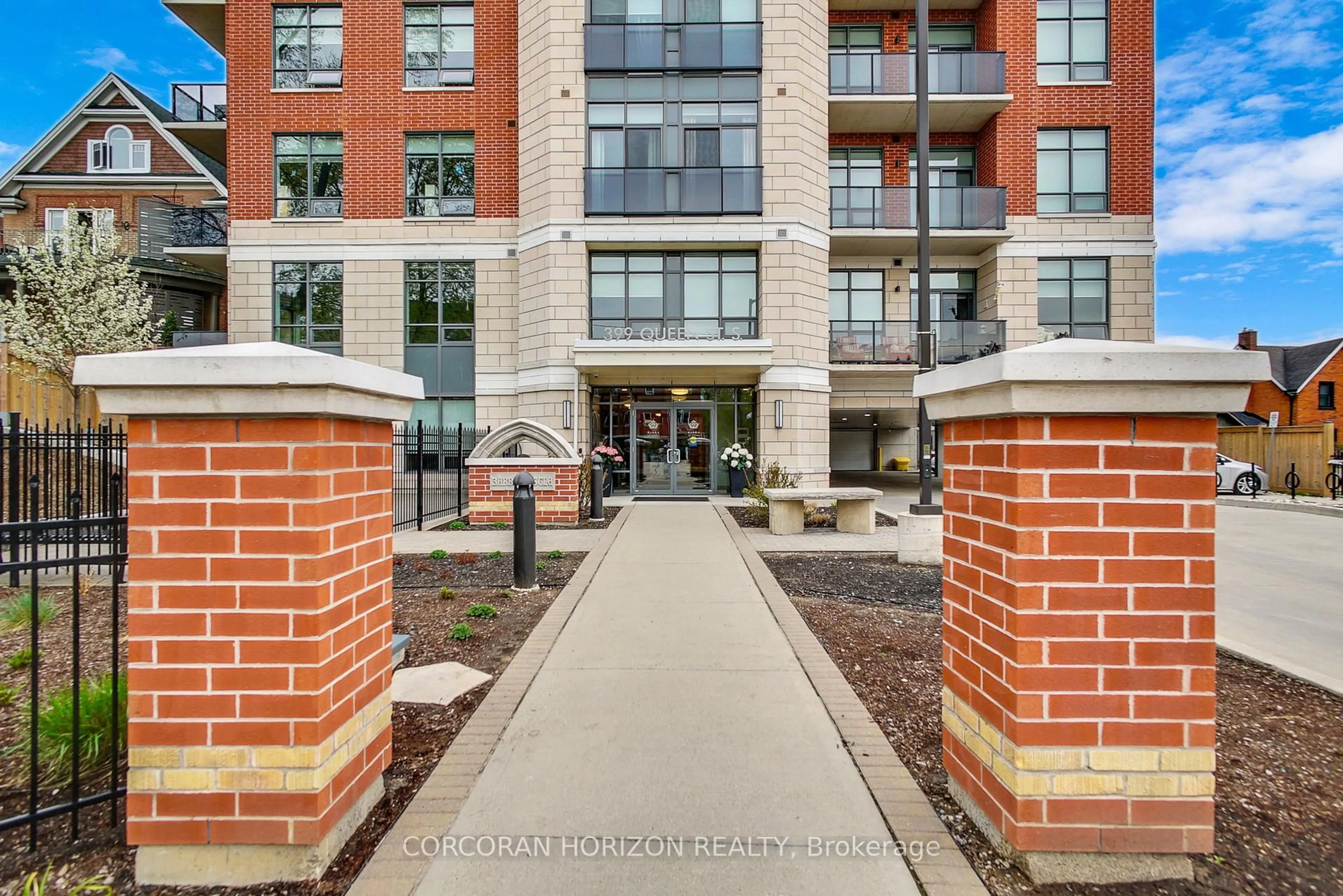 Unknown for 399 Queen St #213, Kitchener Ontario N2G 1W6