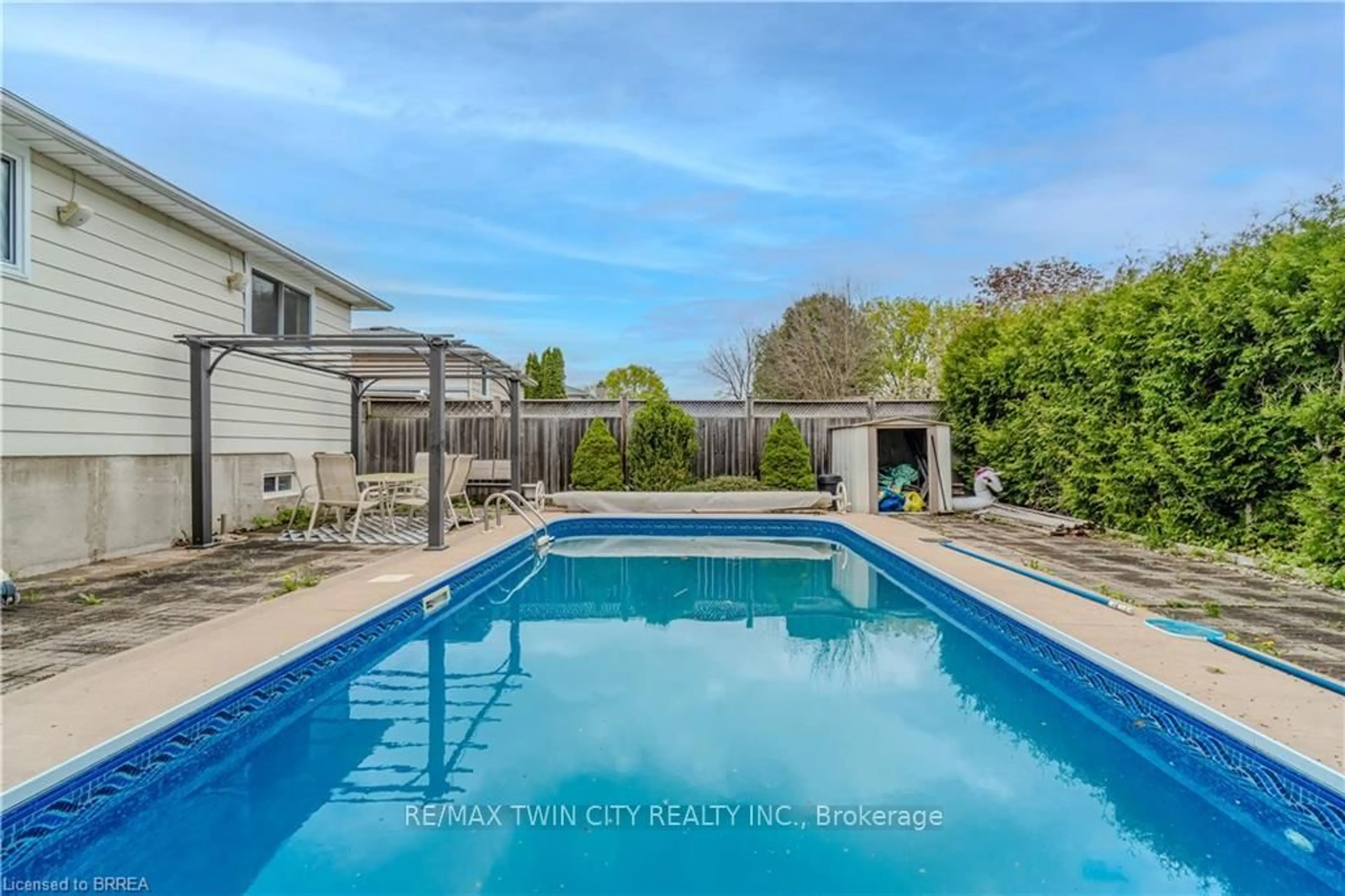 Pool for 41 Forest Dr, Brant Ontario N3L 3M1
