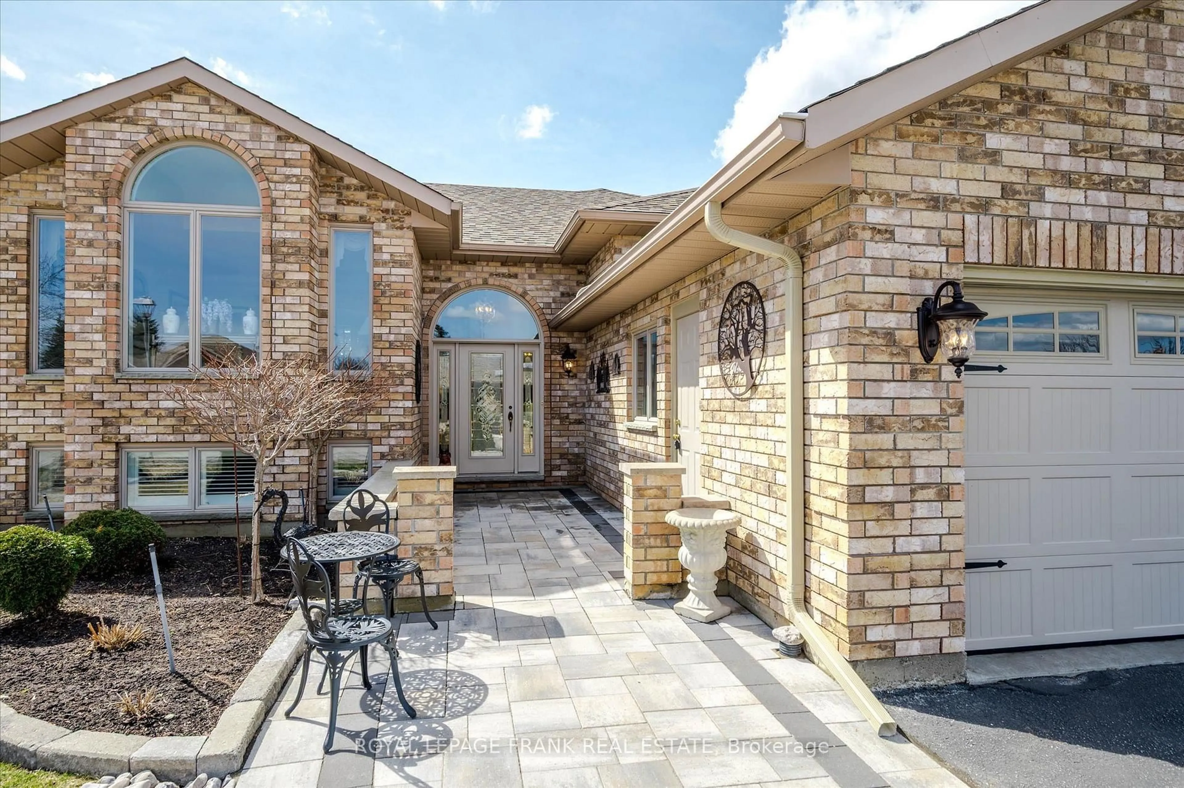 Home with brick exterior material, street for 42 Huntingwood Cres, Kawartha Lakes Ontario K0M 1A0