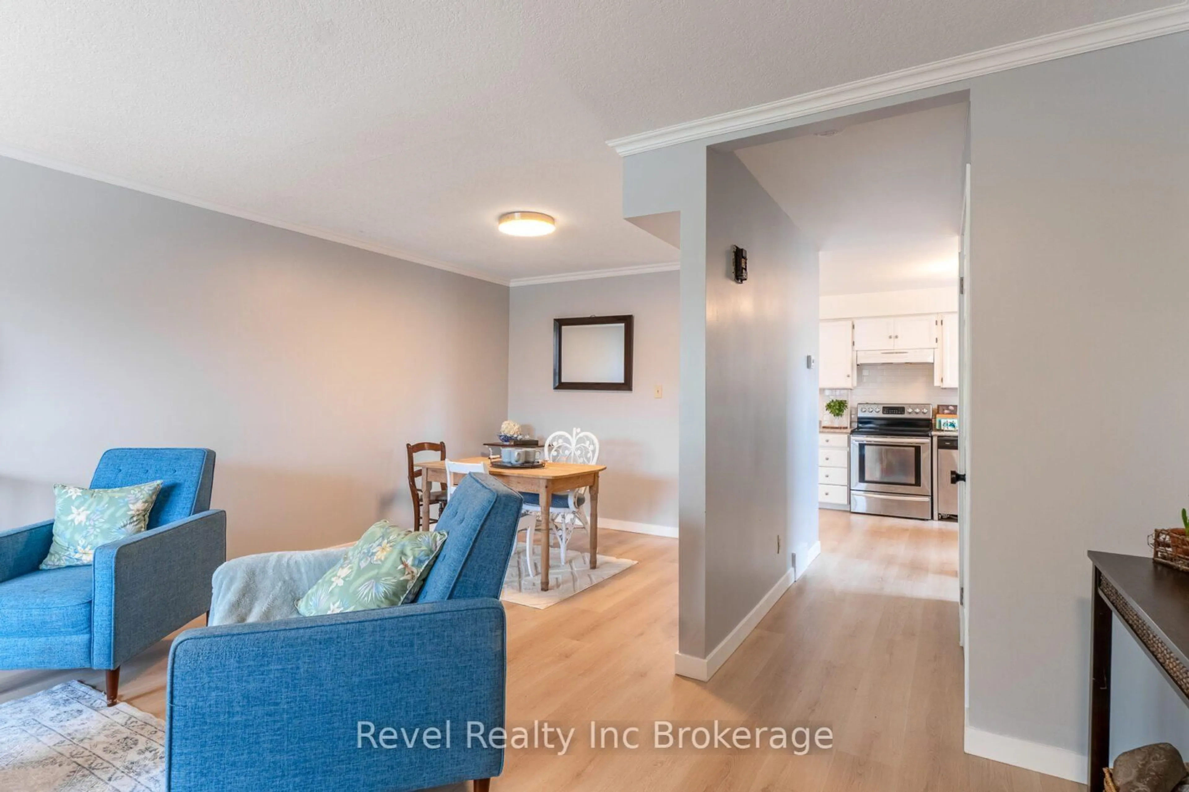 Unknown for 3 Cardinal Dr, Woodstock Ontario N4T 1J3