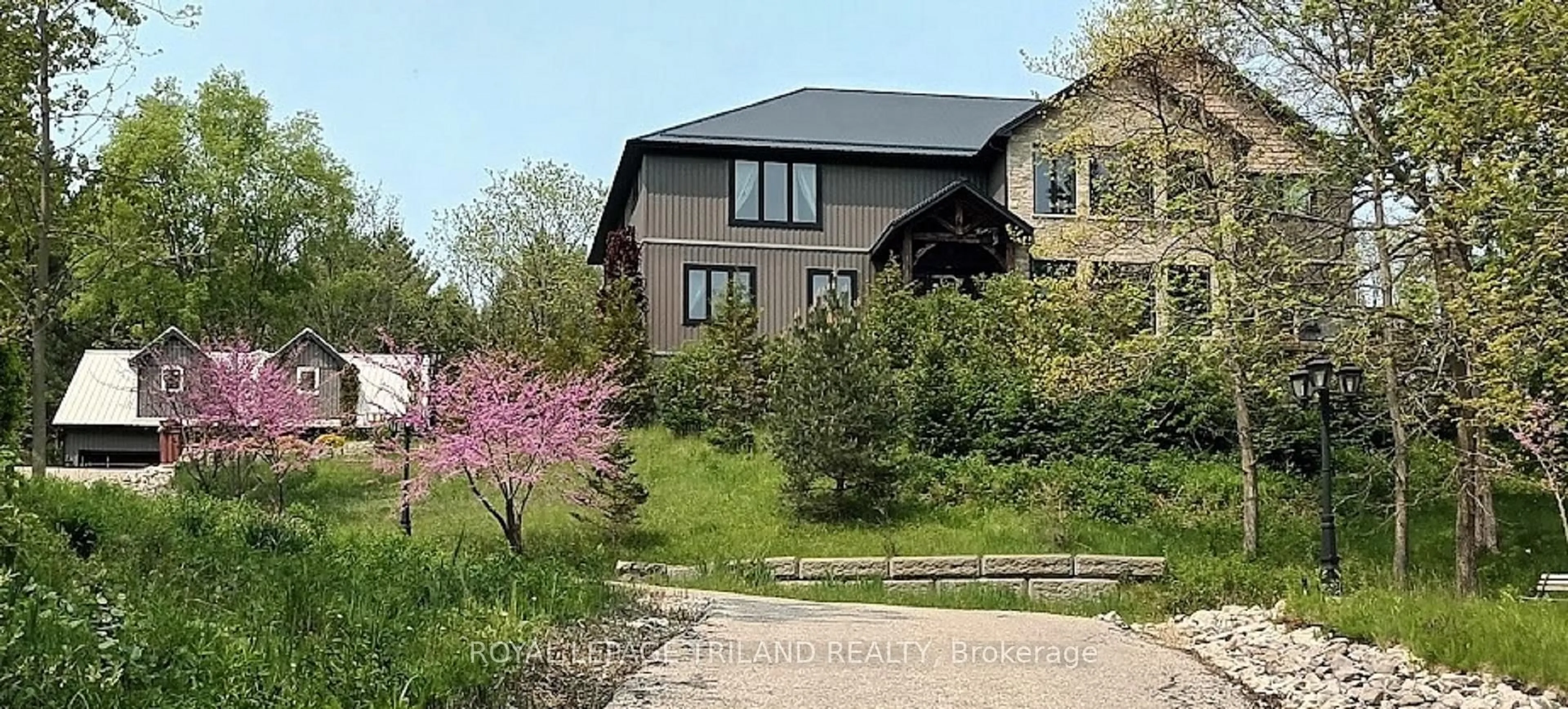 Unknown for 4118 THOMAS Rd, Central Elgin Ontario N5L 1J2